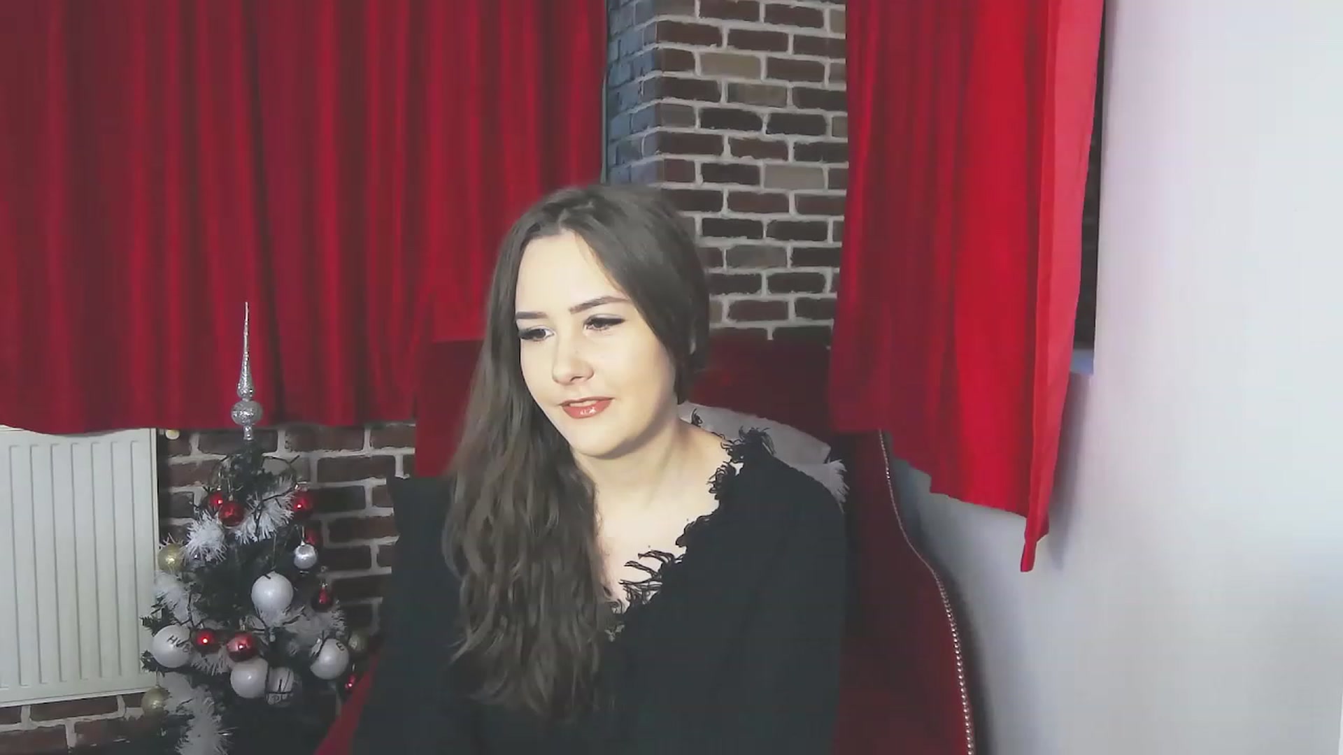 Gallery image thumbnail from Radiance's myfreecams stream on, 12/21/2022, 14:34 image 10 of 20