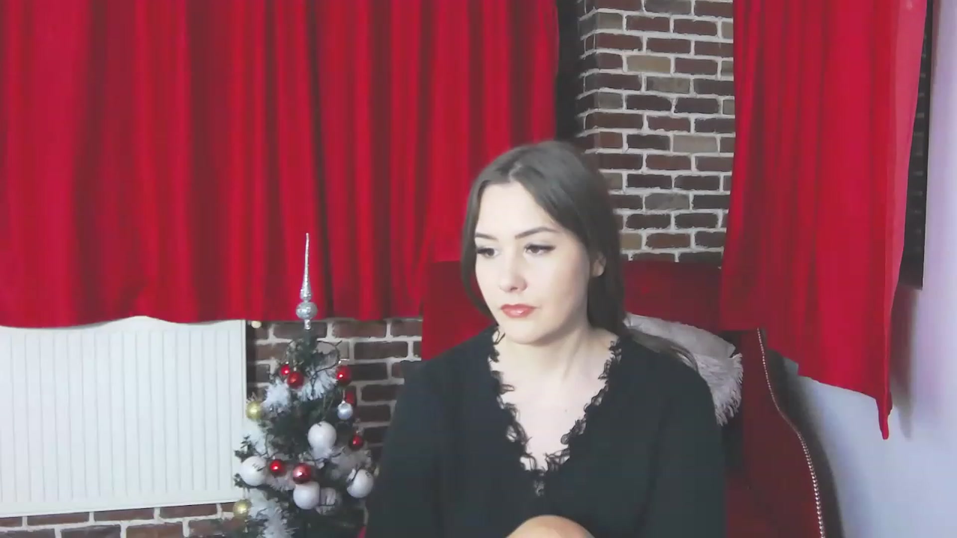 Gallery image thumbnail from Radiance's myfreecams stream on, 12/21/2022, 18:02 image 8 of 20