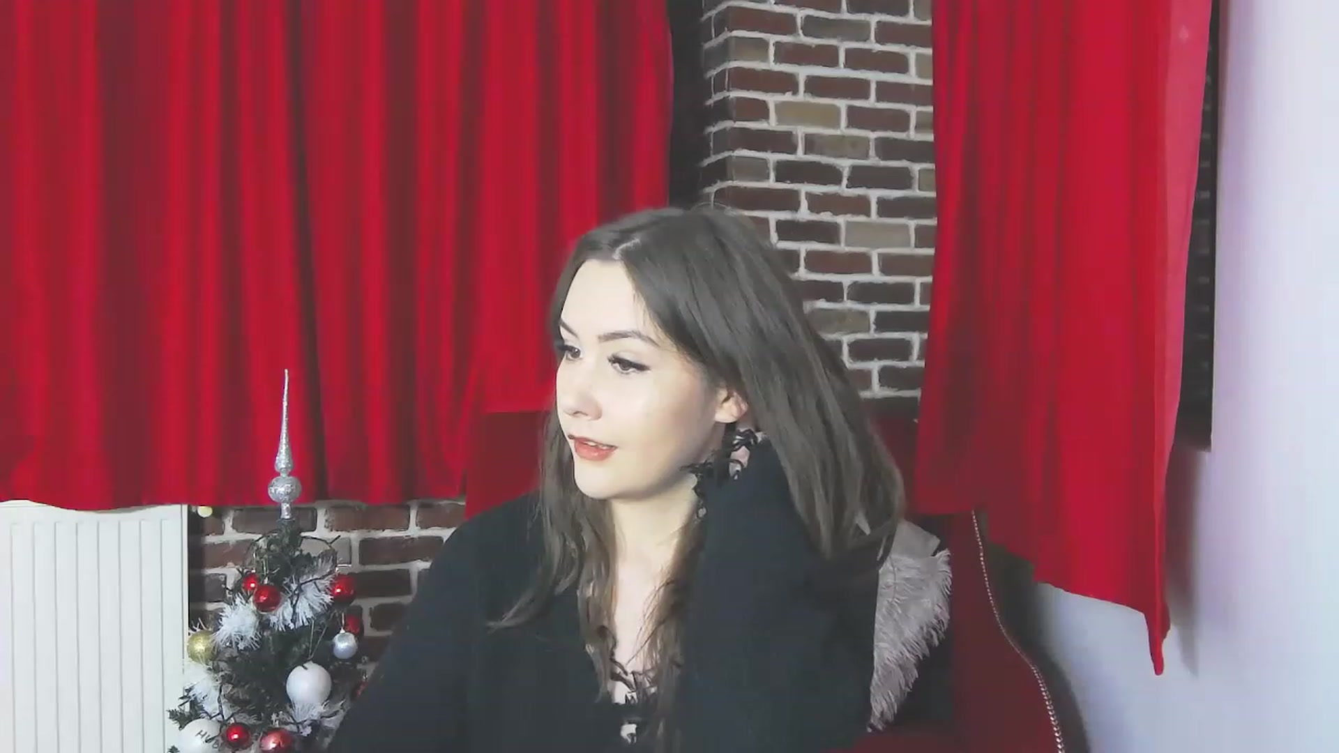 Gallery image thumbnail from Radiance's myfreecams stream on, 12/21/2022, 18:02 image 11 of 20
