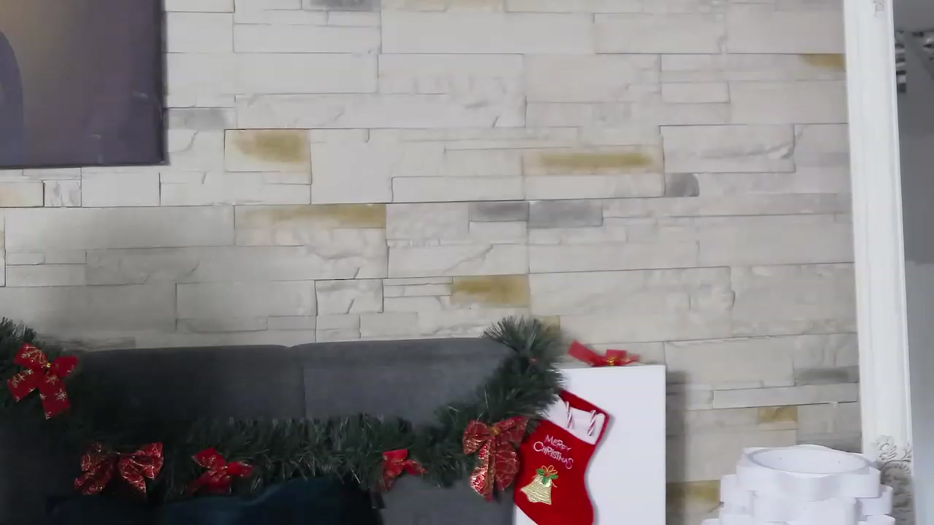 Gallery image thumbnail from Radiance's myfreecams stream on, 12/27/2022, 18:38 image 4 of 20