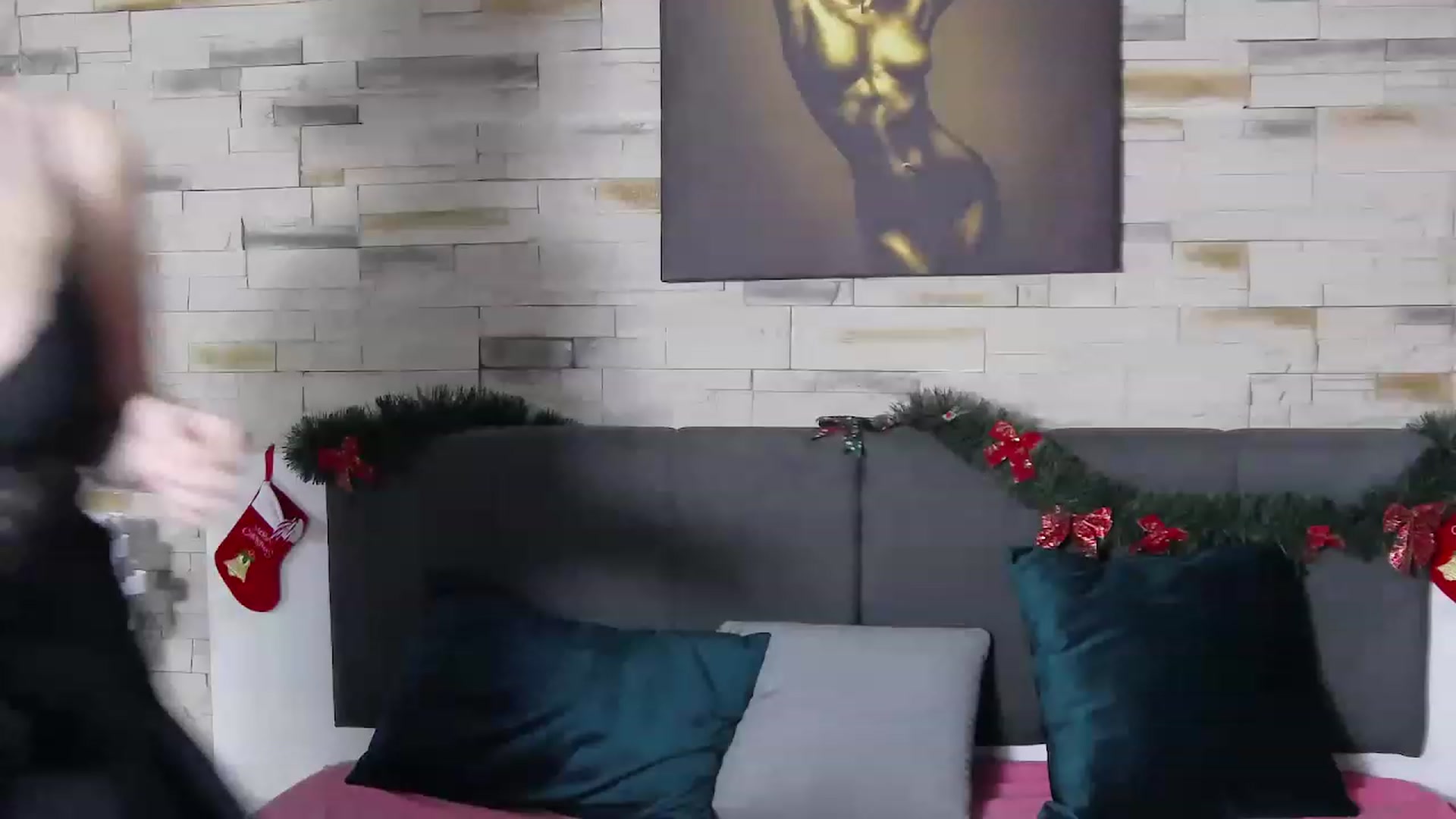 Gallery image thumbnail from Radiance's myfreecams stream on, 12/27/2022, 20:30 image 1 of 20