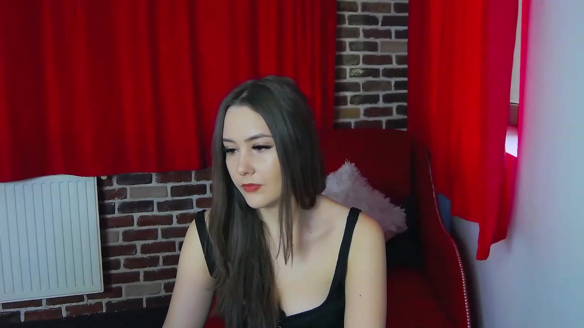 Gallery image thumbnail from Radiance's myfreecams stream on, 01/03/2023, 14:23 image 1 of 20