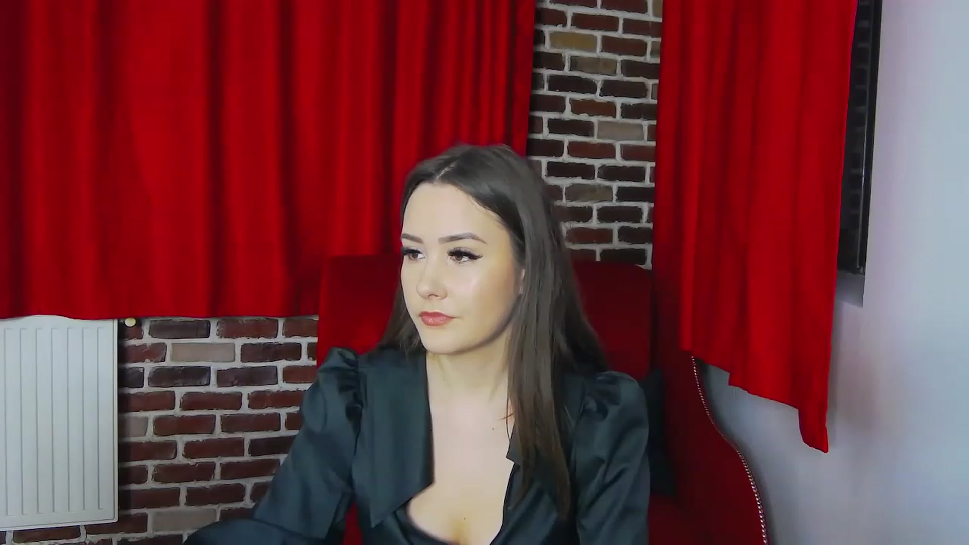 Gallery image thumbnail from Radiance's myfreecams stream on, 01/04/2023, 15:27 image 3 of 20