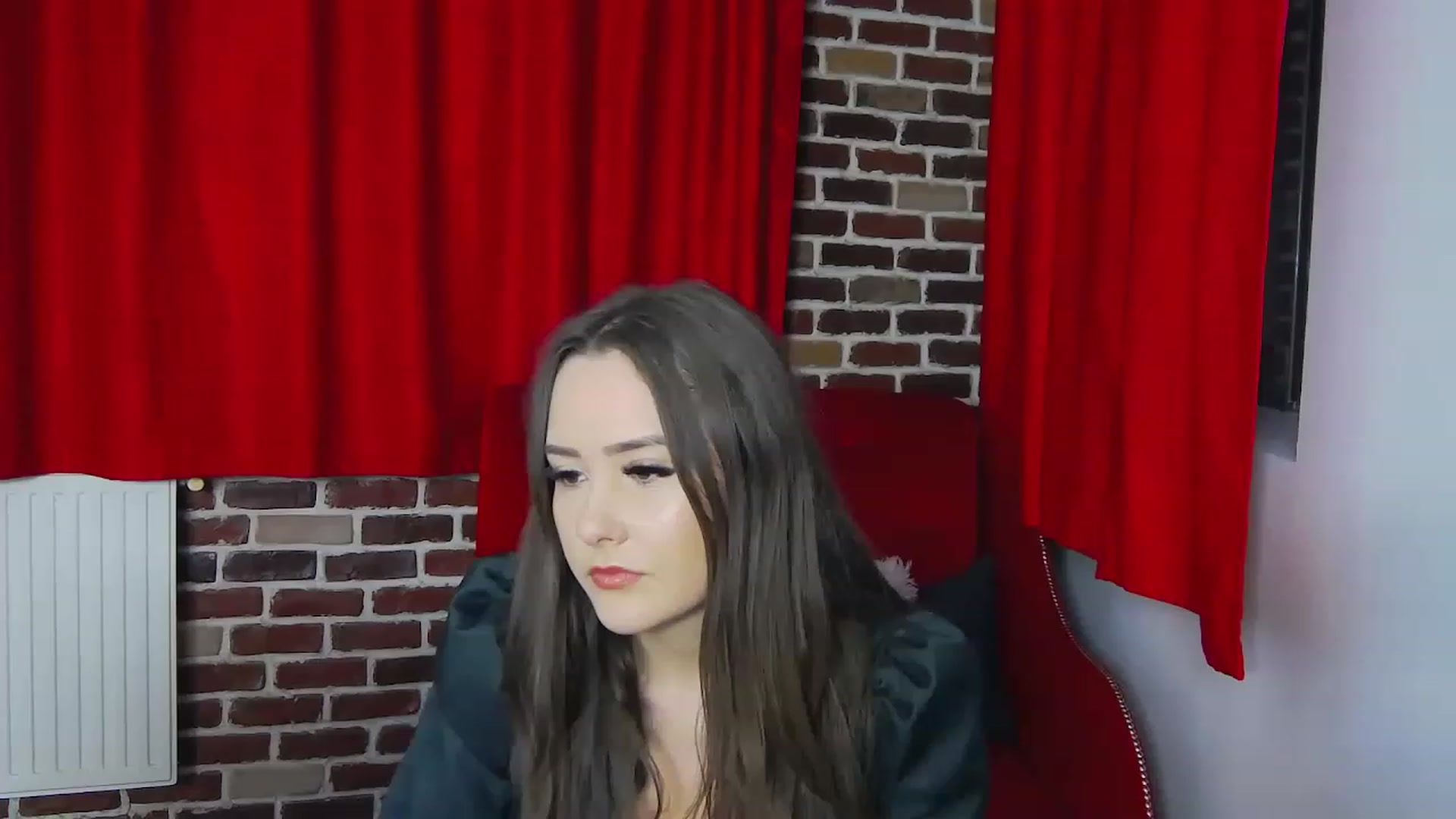 Gallery image thumbnail from Radiance's myfreecams stream on, 01/04/2023, 15:27 image 19 of 20
