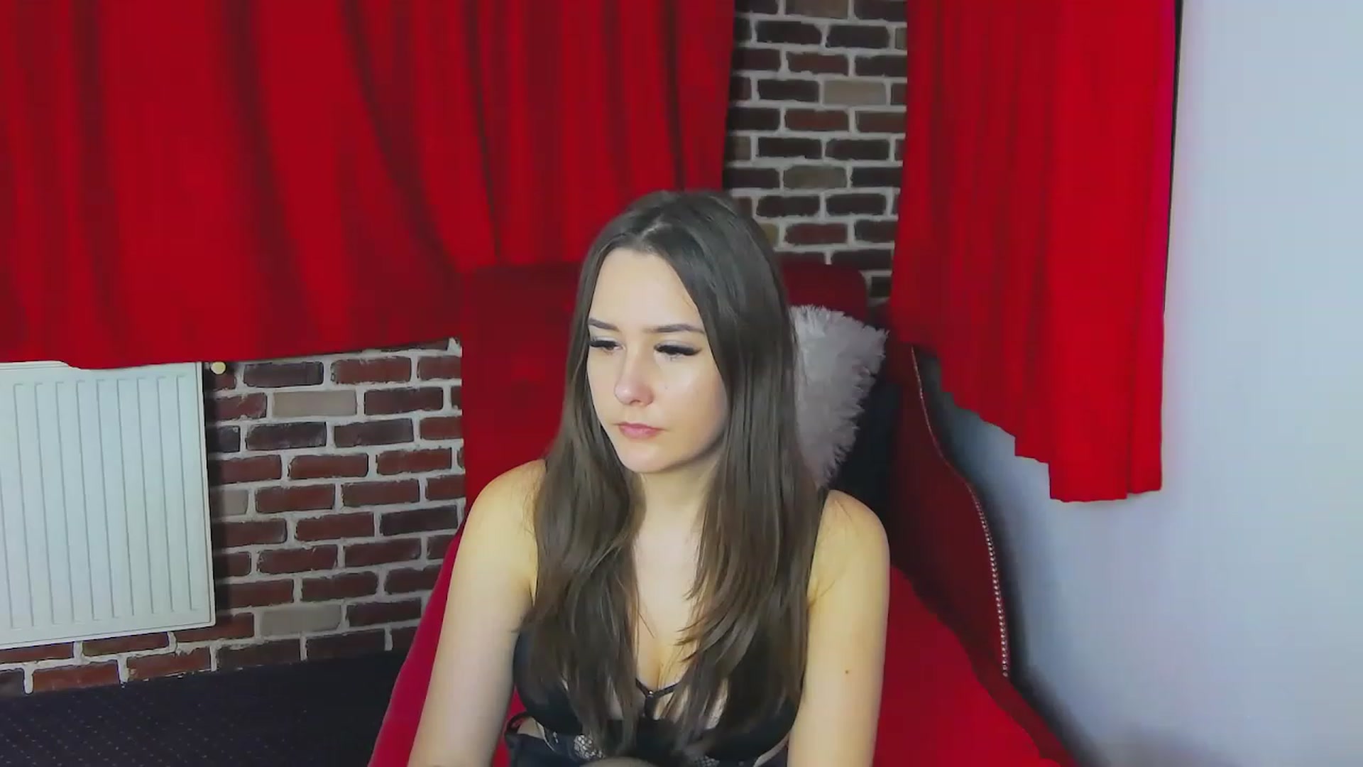 Gallery image thumbnail from Radiance's myfreecams stream on, 01/06/2023, 20:22 image 9 of 20