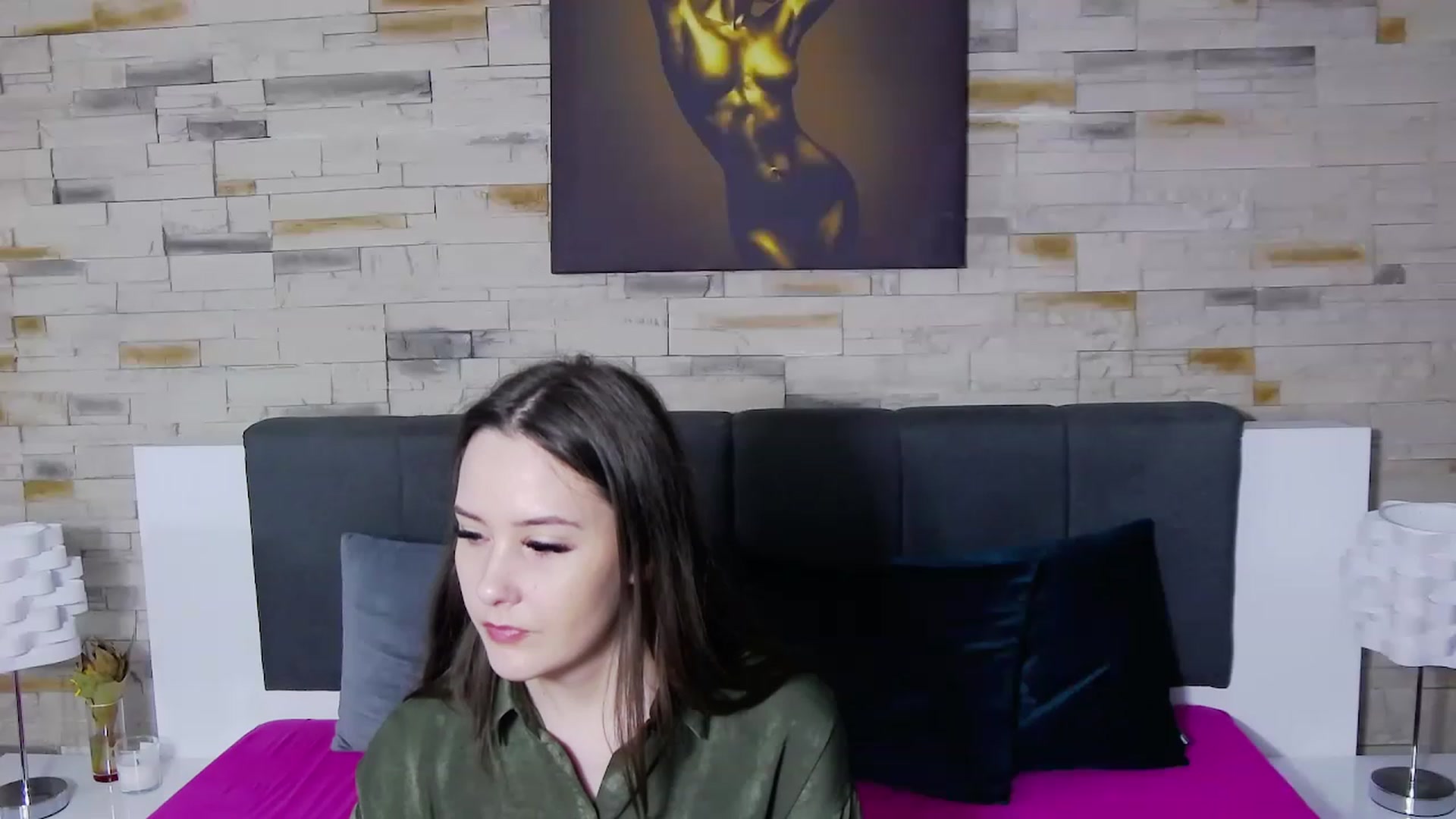 Gallery image thumbnail from Radiance's myfreecams stream on, 01/08/2023, 18:10 image 15 of 20