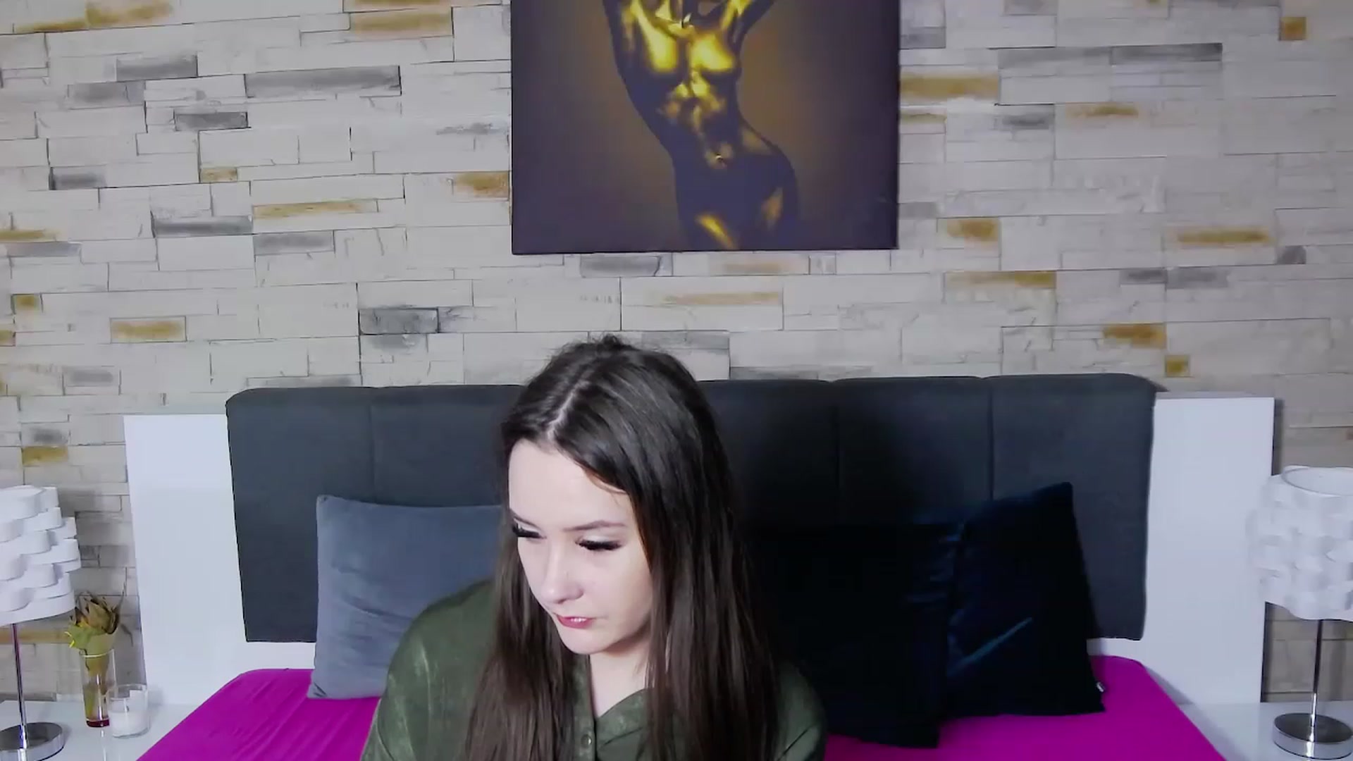 Gallery image thumbnail from Radiance's myfreecams stream on, 01/08/2023, 18:10 image 2 of 20