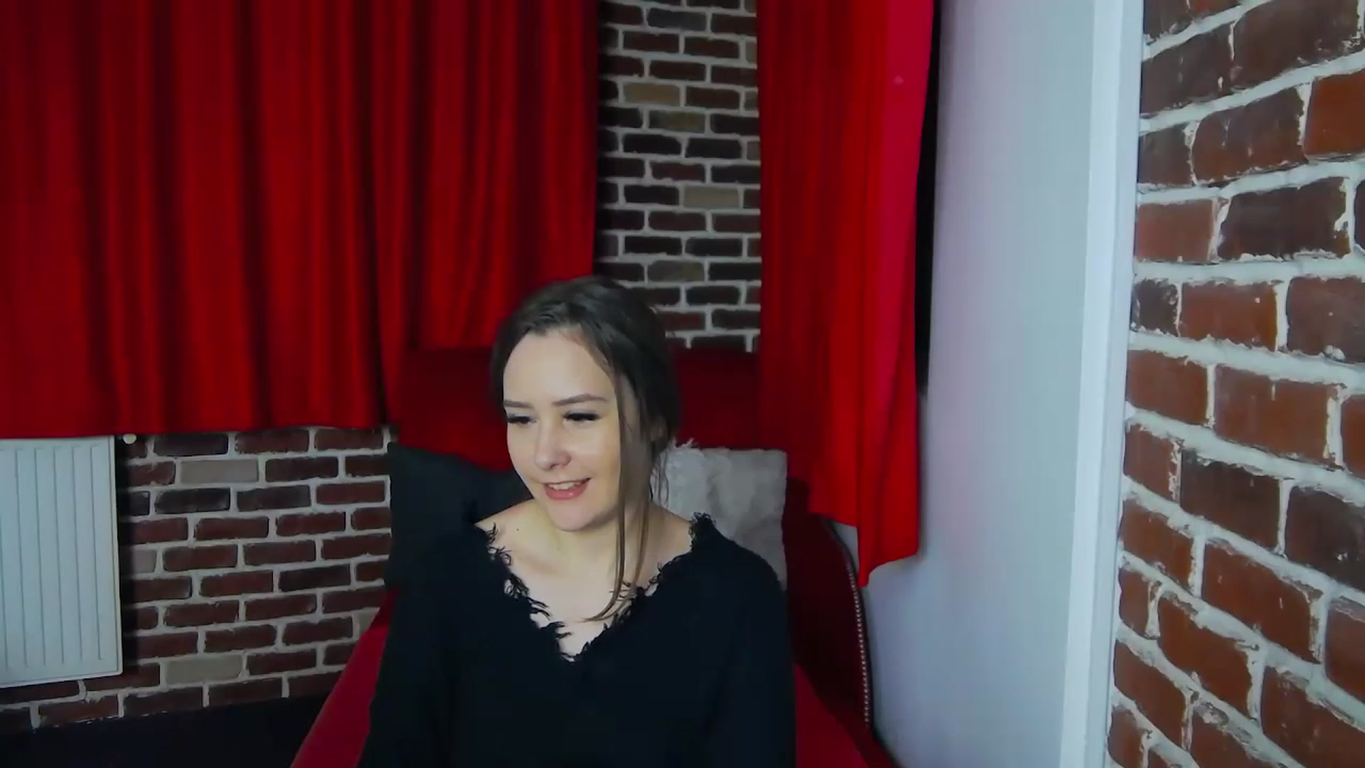 Gallery image thumbnail from Radiance's myfreecams stream on, 01/12/2023, 19:49 image 15 of 20