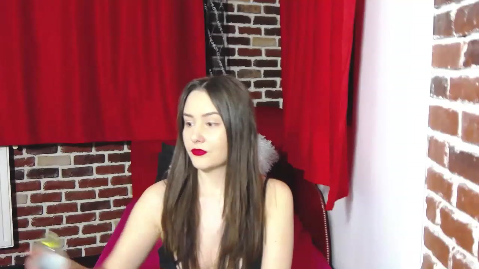 Gallery image thumbnail from Radiance's myfreecams stream on, 01/25/2023, 19:08 image 2 of 20