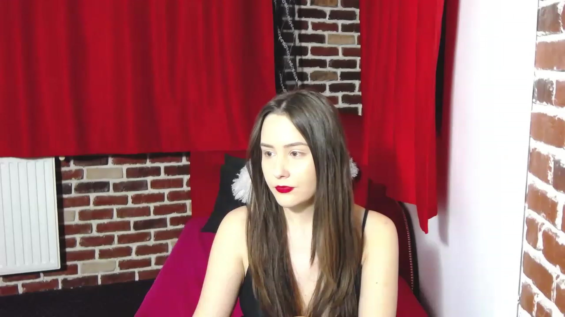 Gallery image thumbnail from Radiance's myfreecams stream on, 01/25/2023, 21:11 image 12 of 20