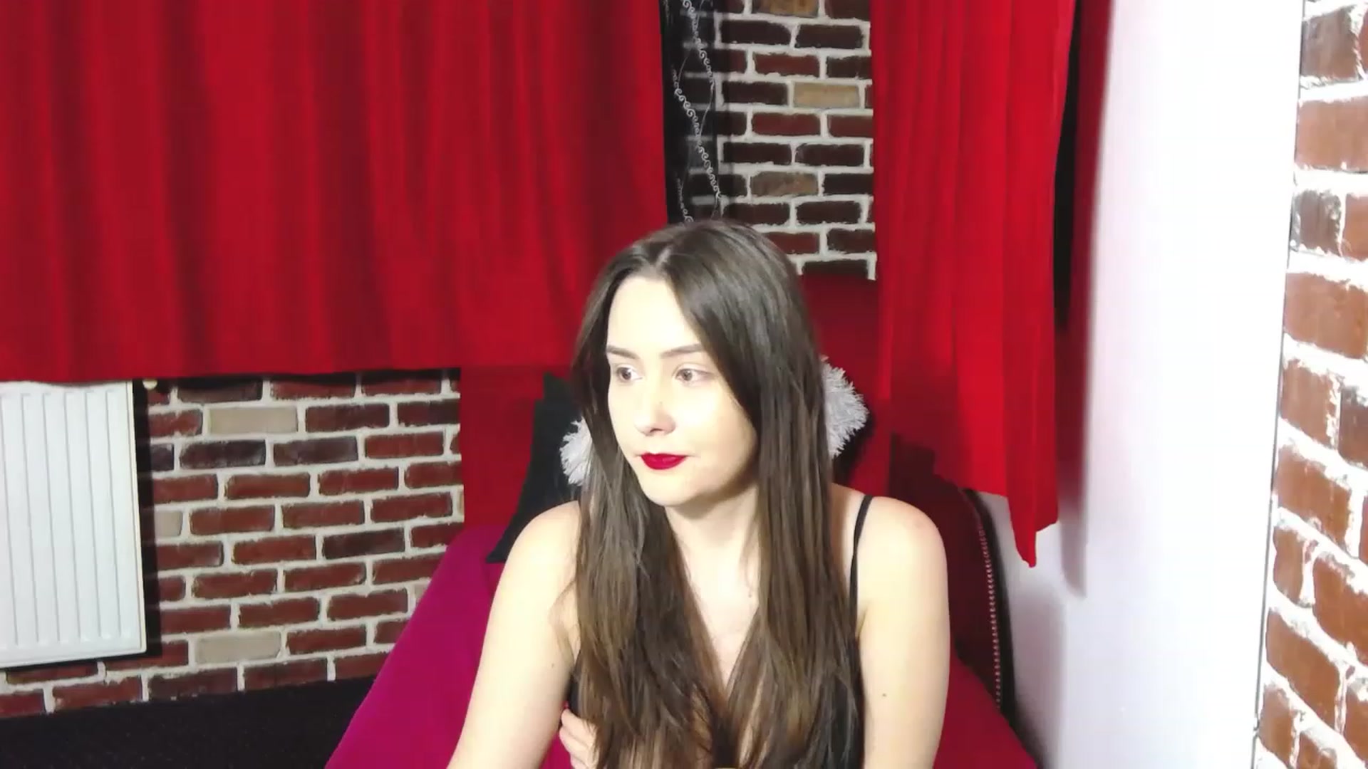 Gallery image thumbnail from Radiance's myfreecams stream on, 01/25/2023, 21:11 image 8 of 20