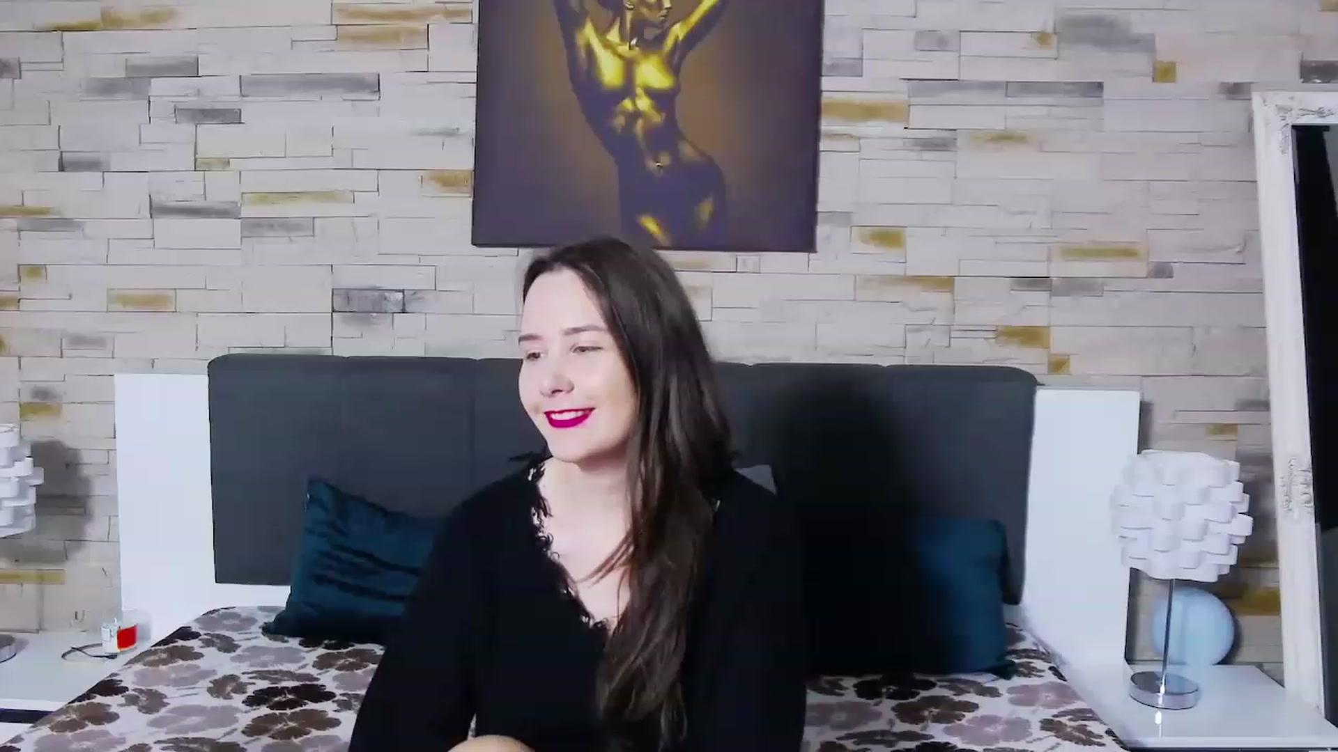 Gallery image thumbnail from Radiance's myfreecams stream on, 01/29/2023, 19:56 image 10 of 20