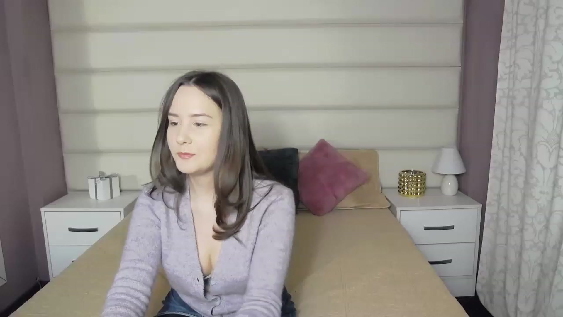 Gallery image thumbnail from Radiance's myfreecams stream on, 01/30/2023, 16:18 image 15 of 20