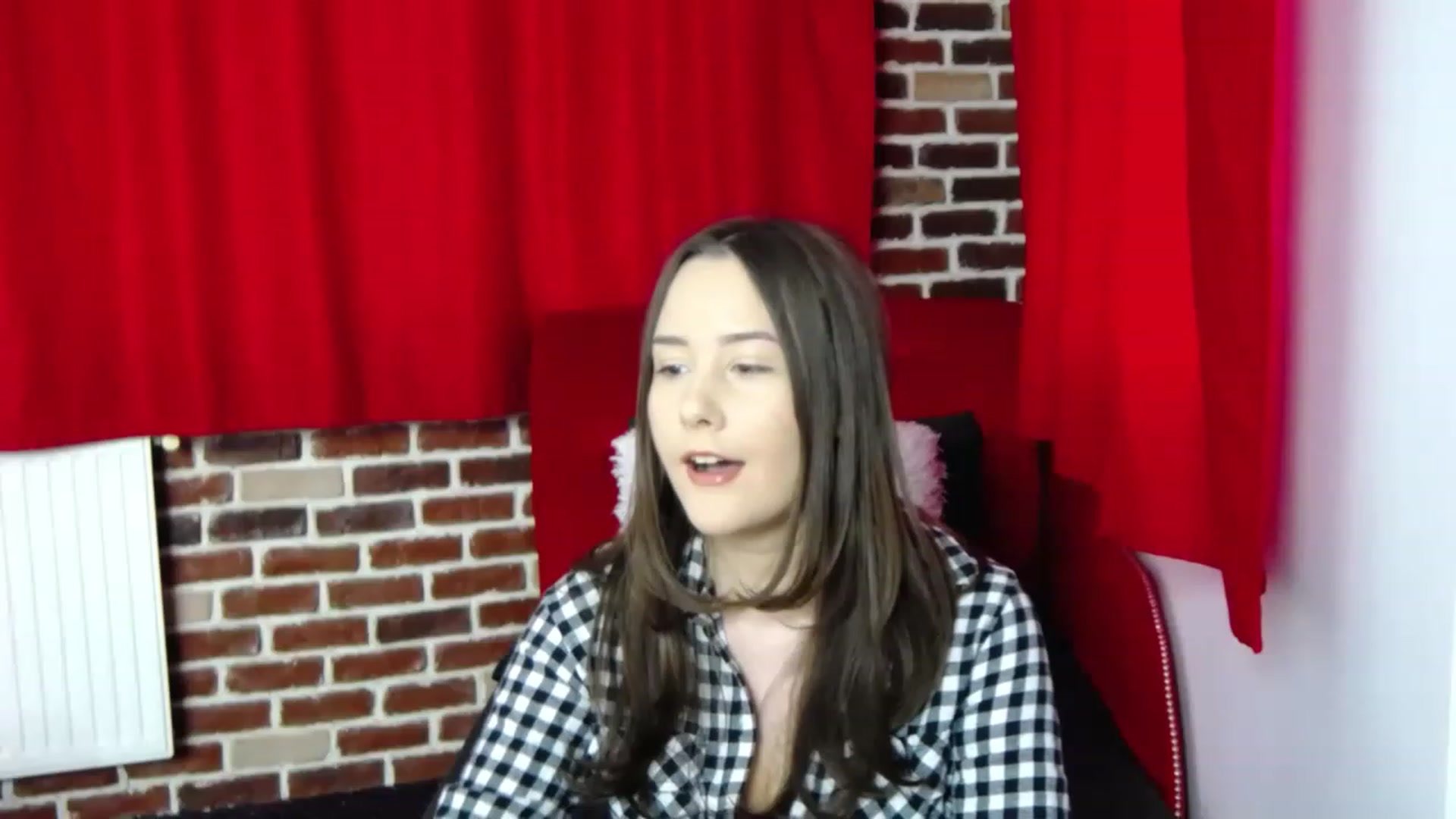 Gallery image thumbnail from Radiance's myfreecams stream on, 01/31/2023, 14:48 image 9 of 20