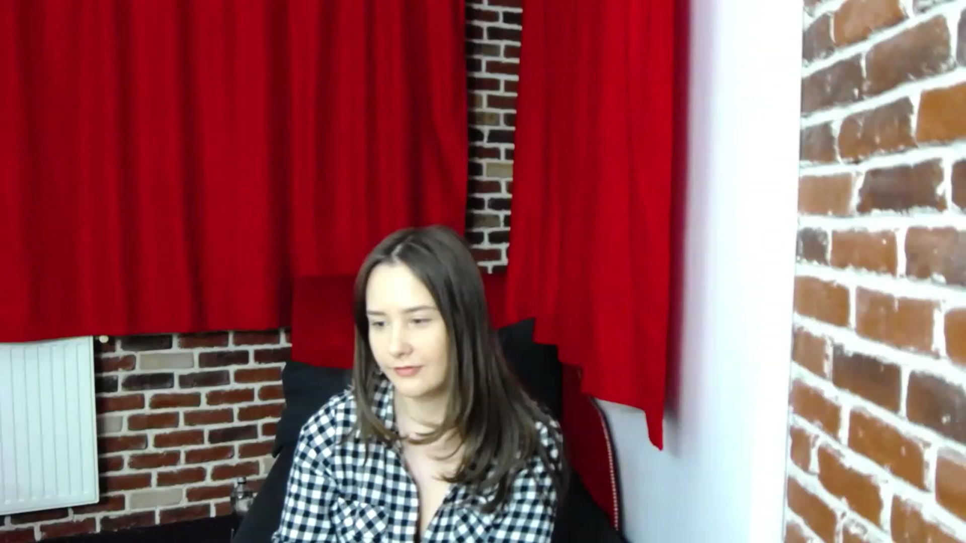 Gallery image thumbnail from Radiance's myfreecams stream on, 01/31/2023, 18:38 image 17 of 20