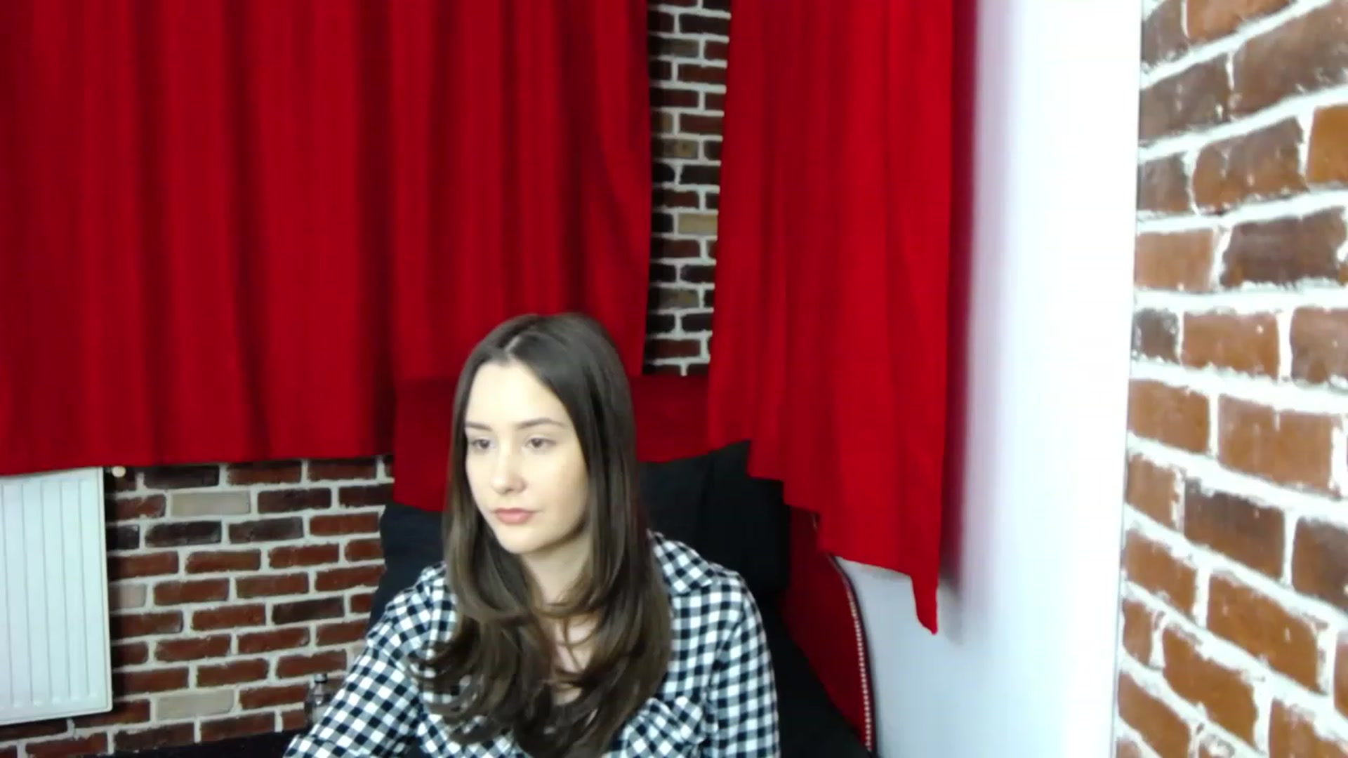 Gallery image thumbnail from Radiance's myfreecams stream on, 01/31/2023, 18:38 image 12 of 20