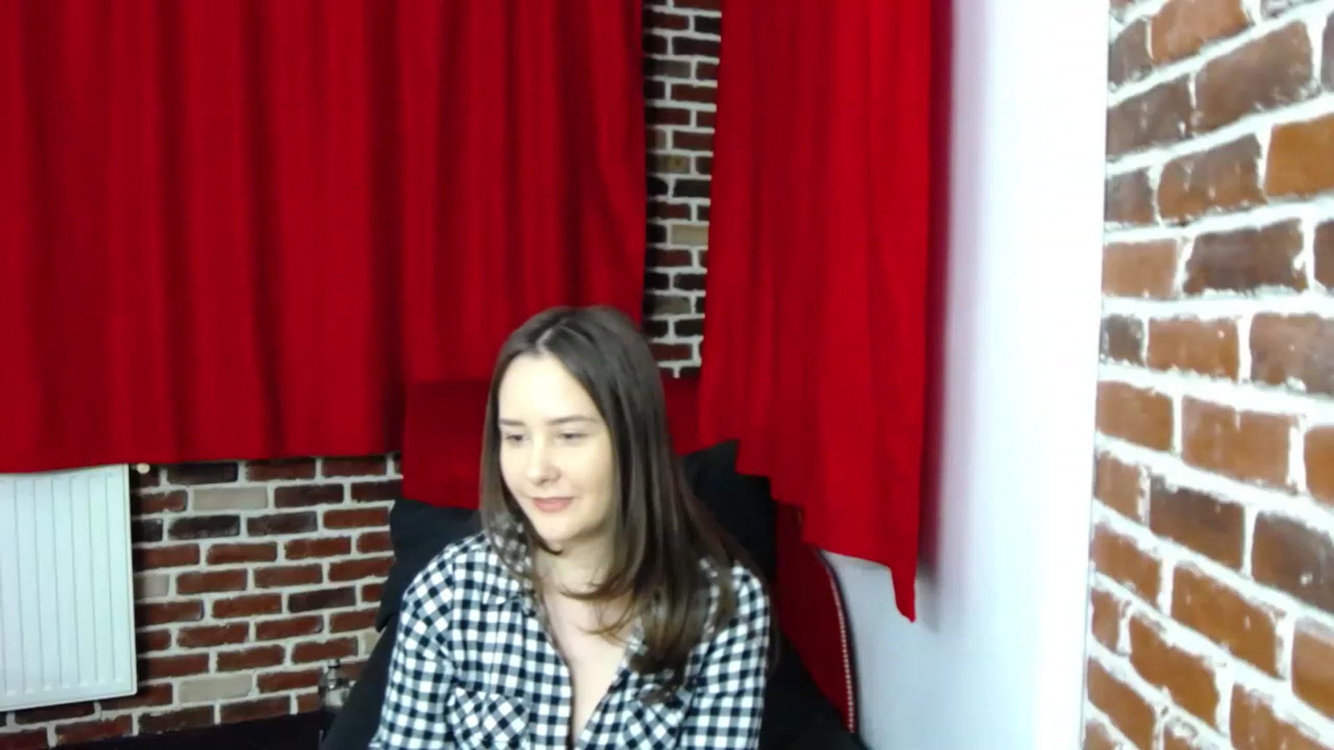 Gallery image thumbnail from Radiance's myfreecams stream on, 01/31/2023, 18:38 image 16 of 20