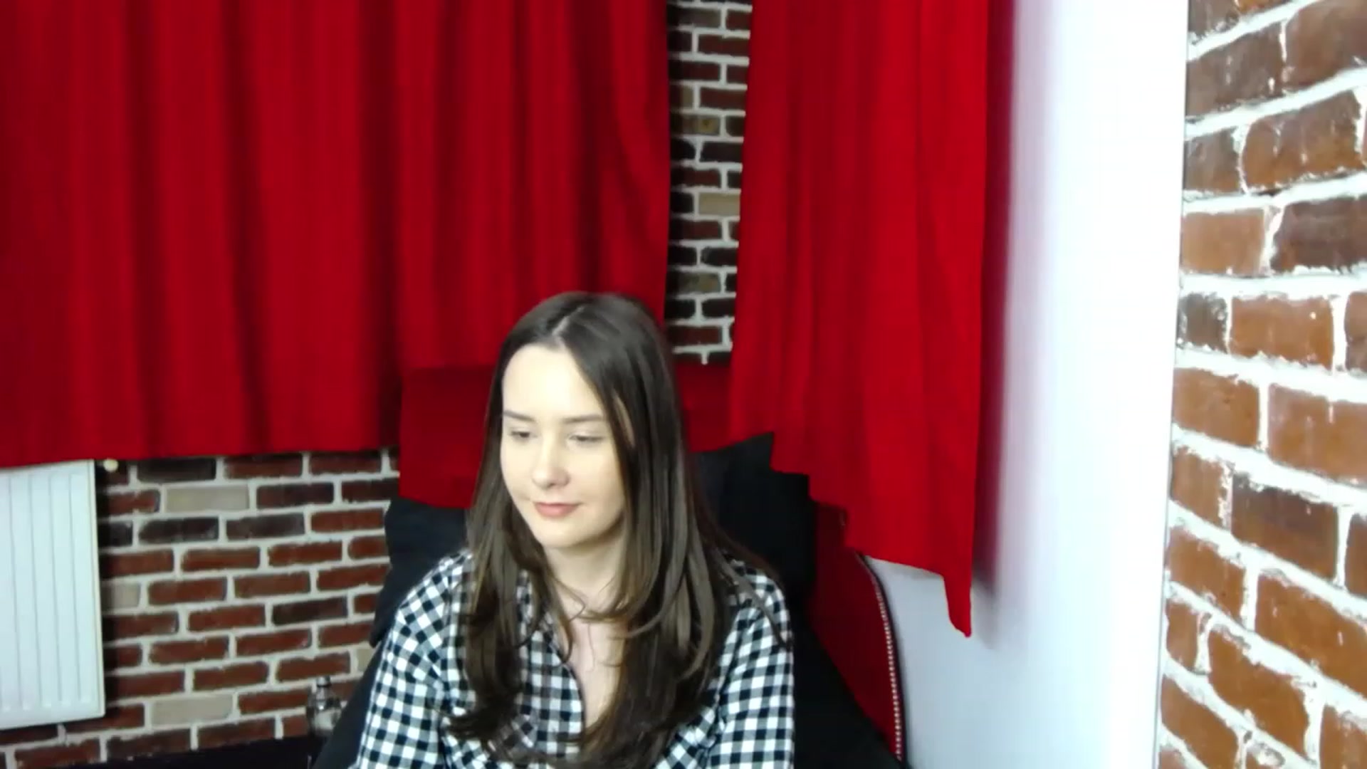 Gallery image thumbnail from Radiance's myfreecams stream on, 01/31/2023, 18:38 image 8 of 20