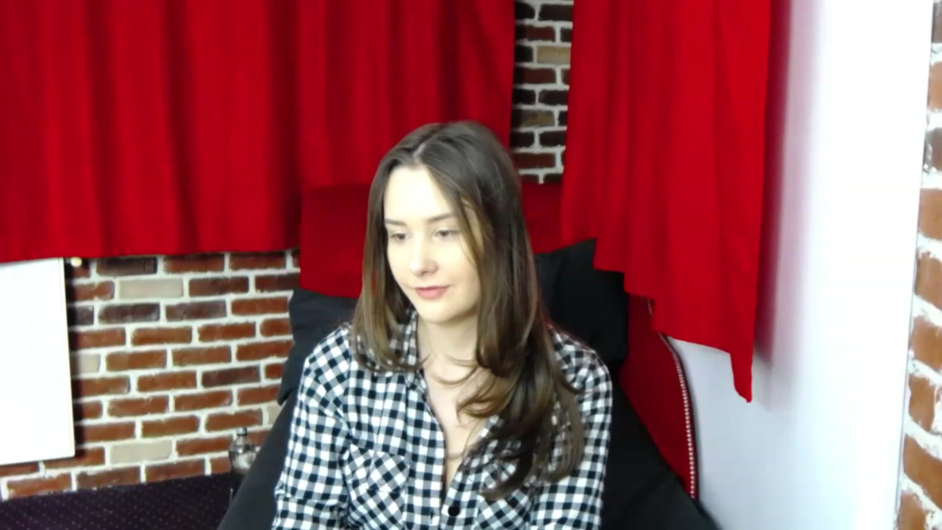 Gallery image thumbnail from Radiance's myfreecams stream on, 01/31/2023, 19:19 image 9 of 20