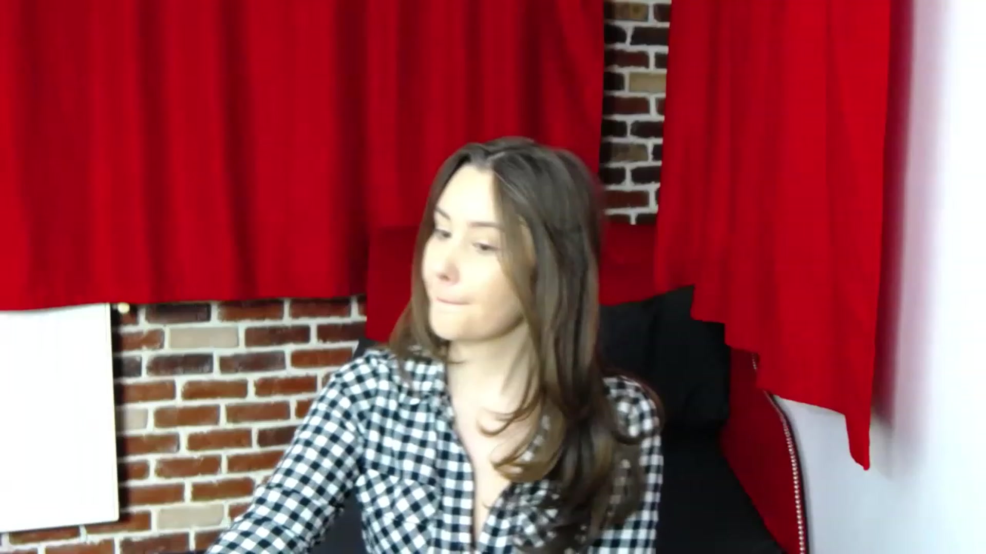 Gallery image thumbnail from Radiance's myfreecams stream on, 01/31/2023, 19:19 image 8 of 20