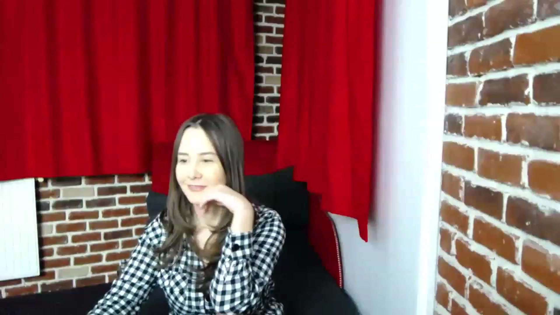 Gallery image thumbnail from Radiance's myfreecams stream on, 01/31/2023, 19:19 image 5 of 20