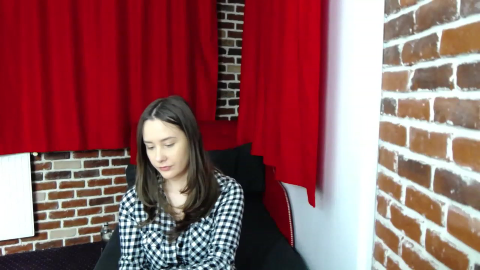 Gallery image thumbnail from Radiance's myfreecams stream on, 01/31/2023, 19:19 image 6 of 20