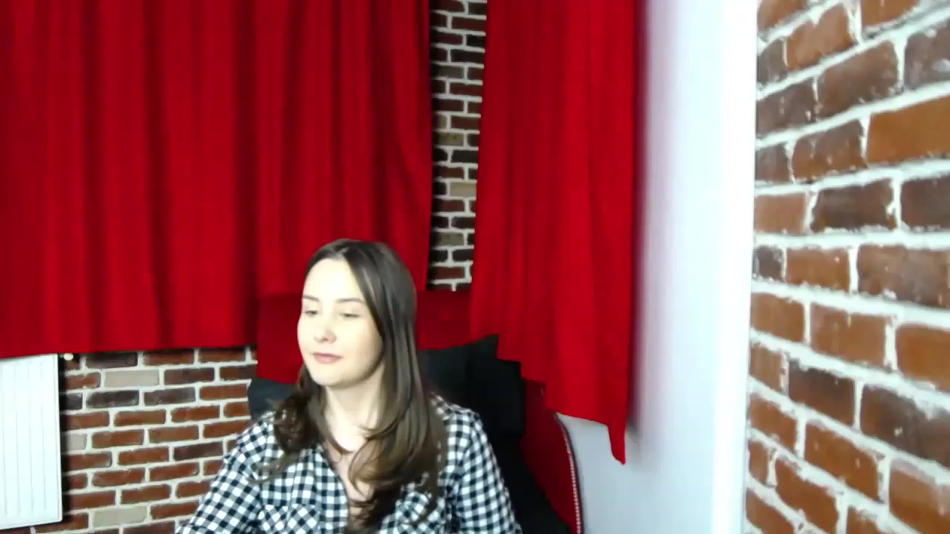 Gallery image thumbnail from Radiance's myfreecams stream on, 01/31/2023, 19:19 image 4 of 20