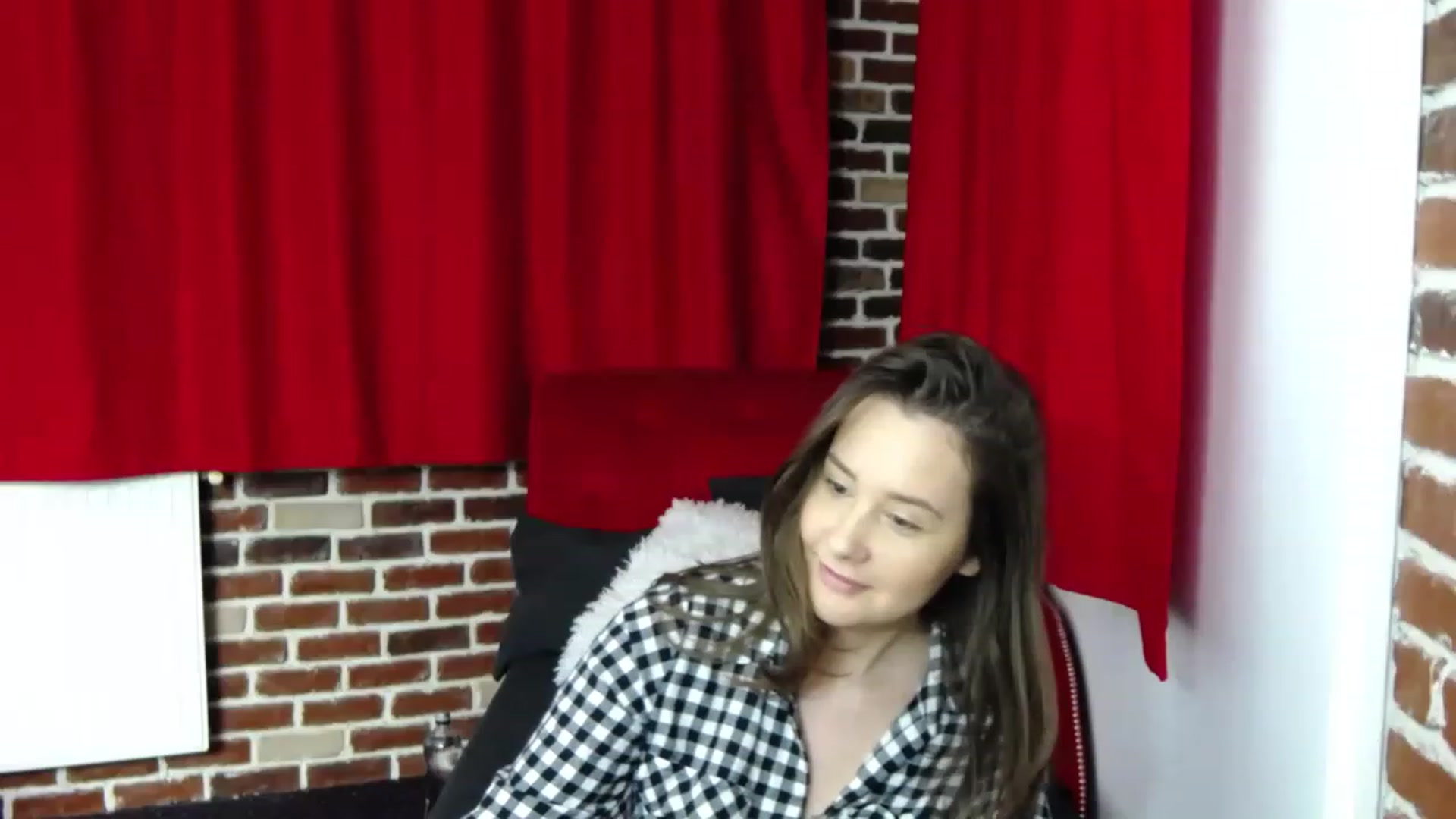 Gallery image thumbnail from Radiance's myfreecams stream on, 01/31/2023, 20:47 image 10 of 20
