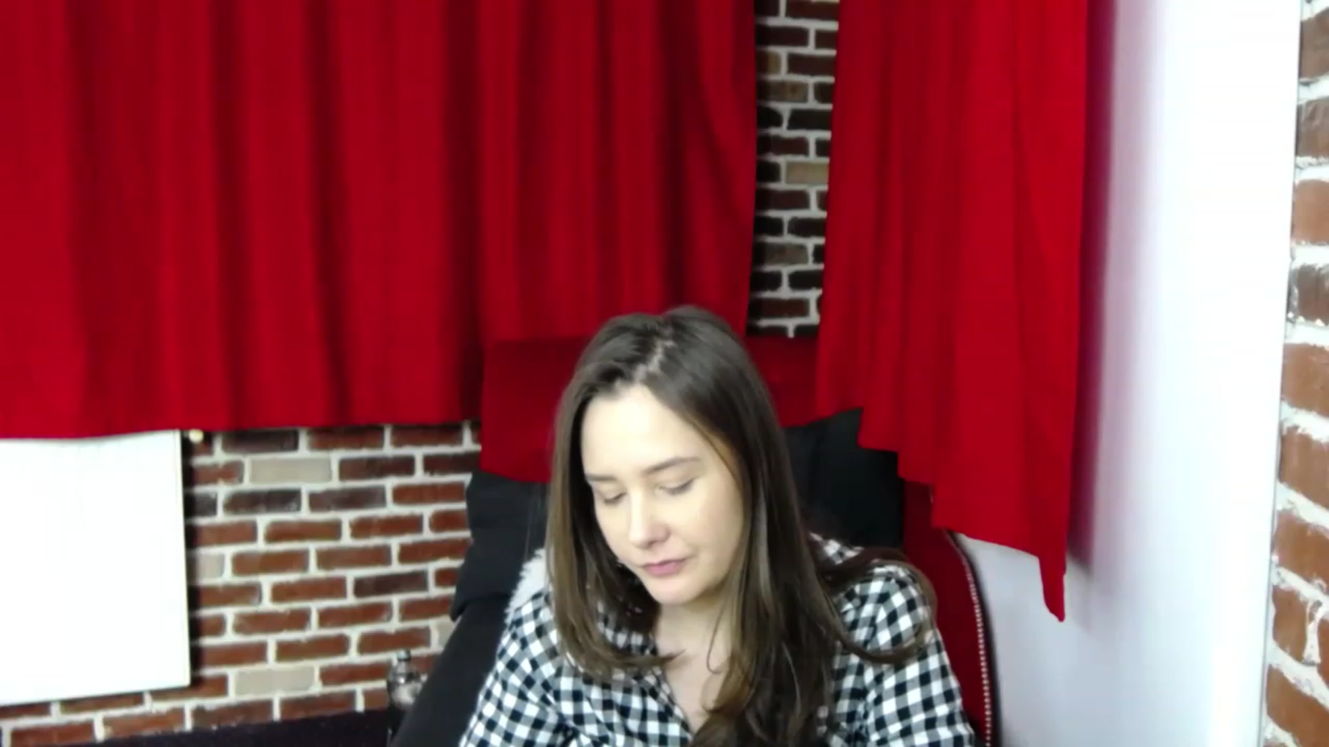 Gallery image thumbnail from Radiance's myfreecams stream on, 01/31/2023, 20:47 image 19 of 20