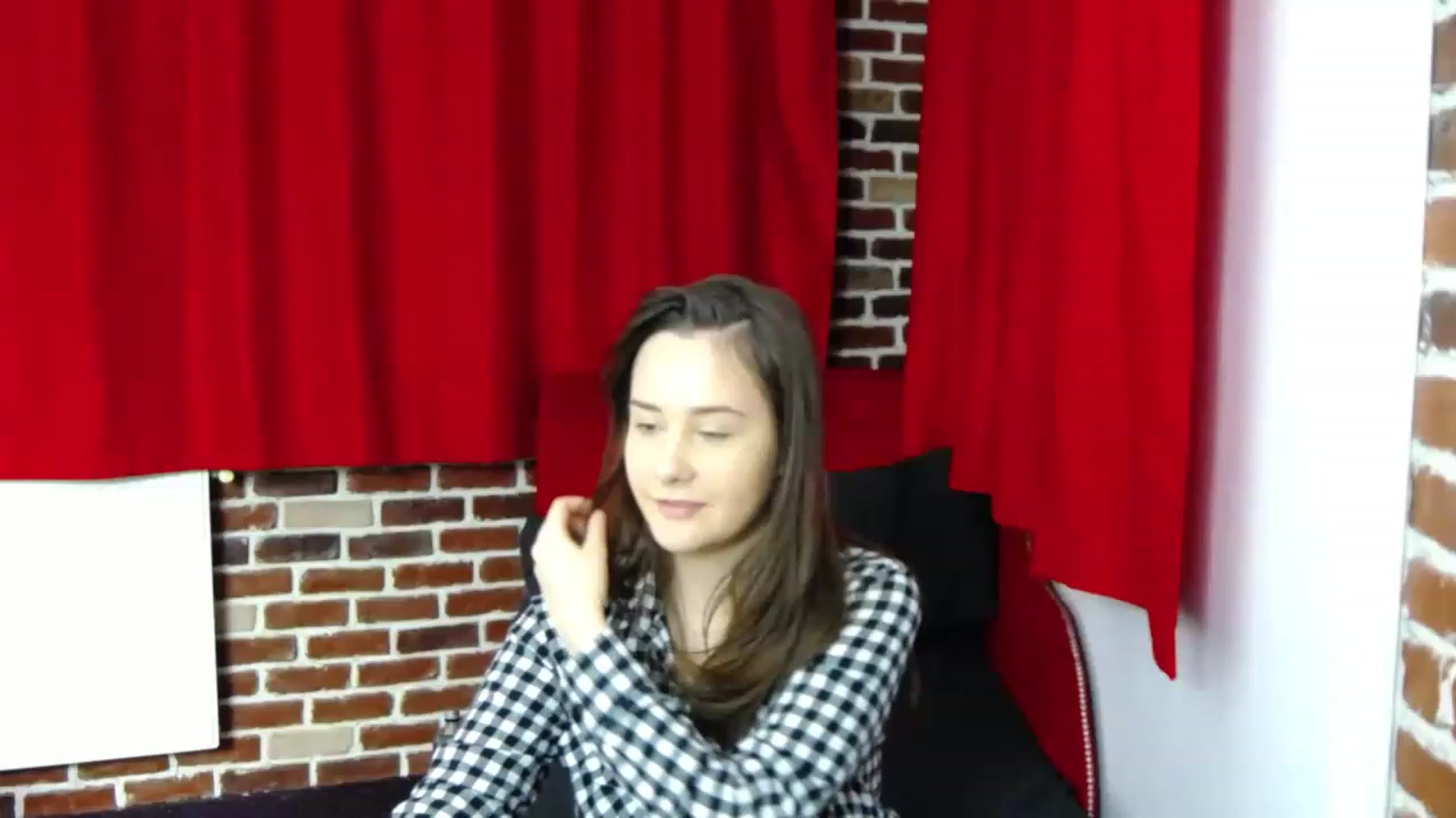 Gallery image thumbnail from Radiance's myfreecams stream on, 01/31/2023, 21:13 image 7 of 20