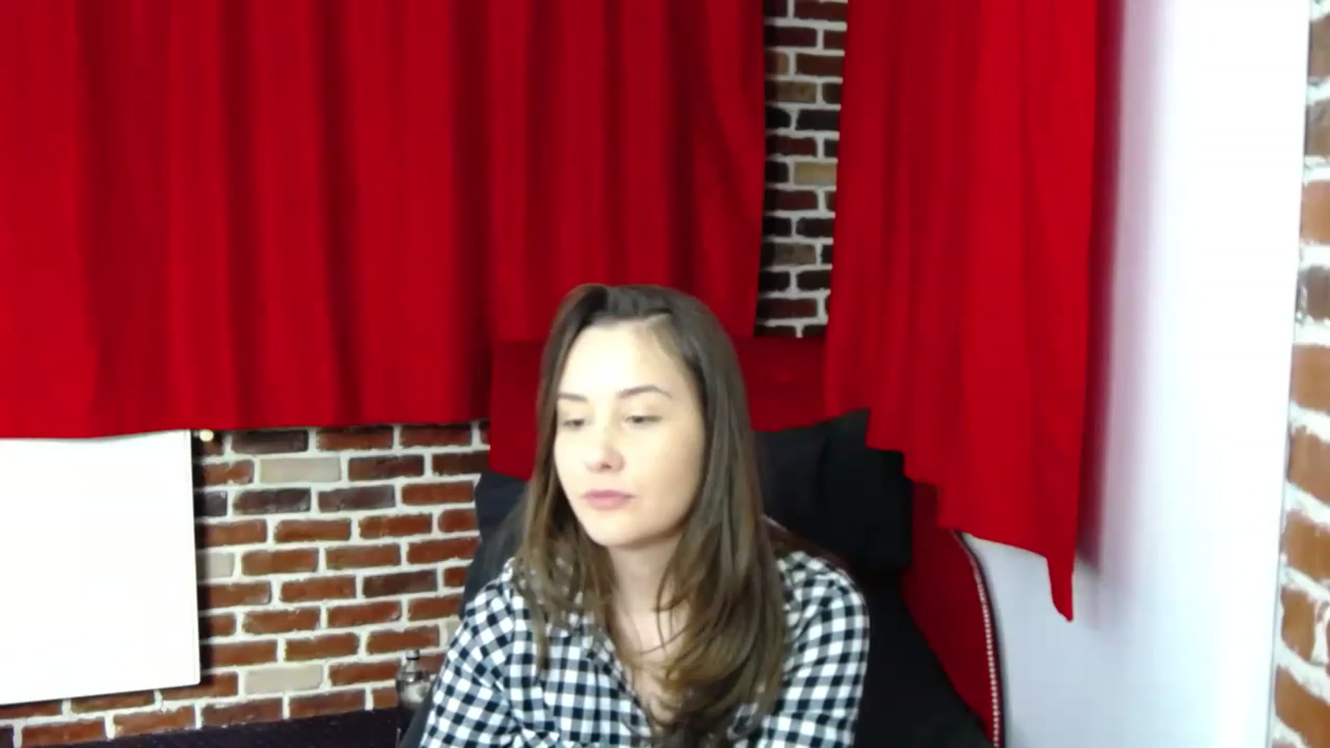 Gallery image thumbnail from Radiance's myfreecams stream on, 01/31/2023, 21:13 image 12 of 20