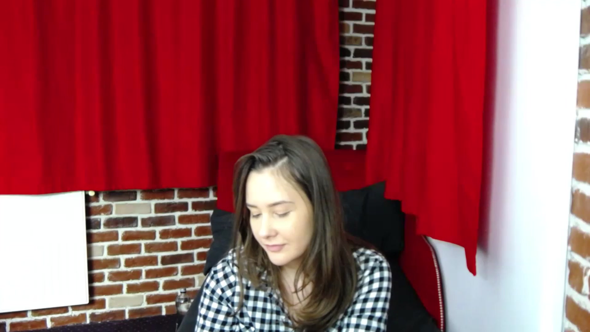 Gallery image thumbnail from Radiance's myfreecams stream on, 01/31/2023, 21:13 image 15 of 20