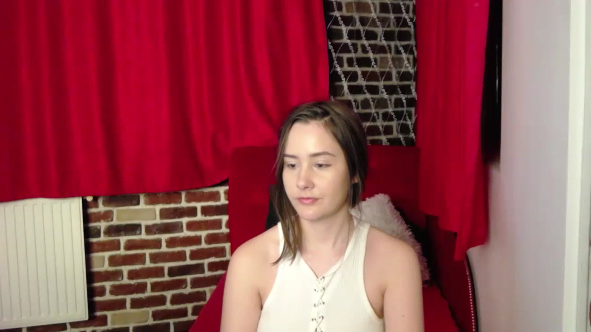 Gallery image thumbnail from Radiance's myfreecams stream on, 02/09/2023, 17:53 image 16 of 20