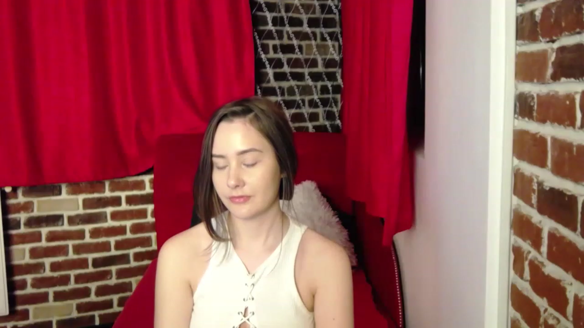 Gallery image thumbnail from Radiance's myfreecams stream on, 02/09/2023, 19:00 image 7 of 20