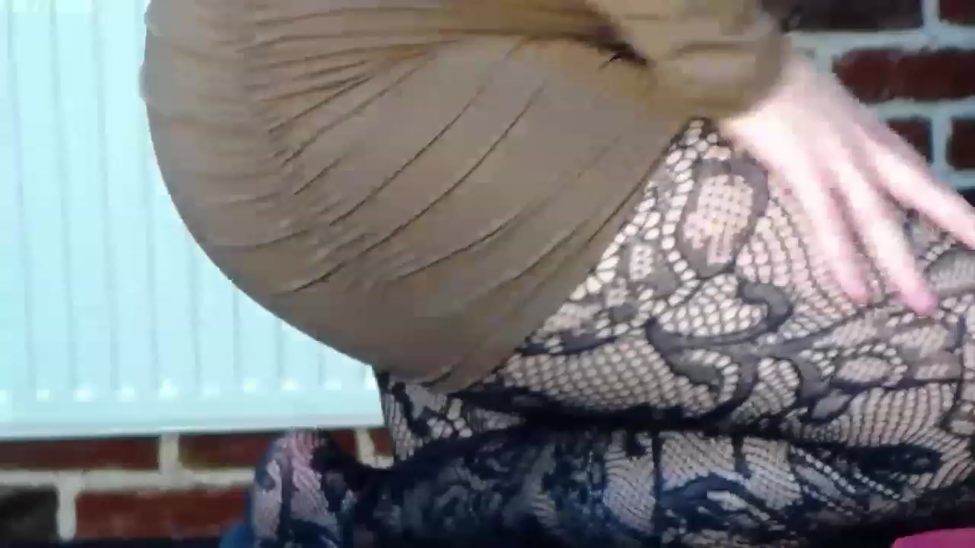 Gallery image thumbnail from Radiance's myfreecams stream on, 02/10/2023, 19:06 image 5 of 20