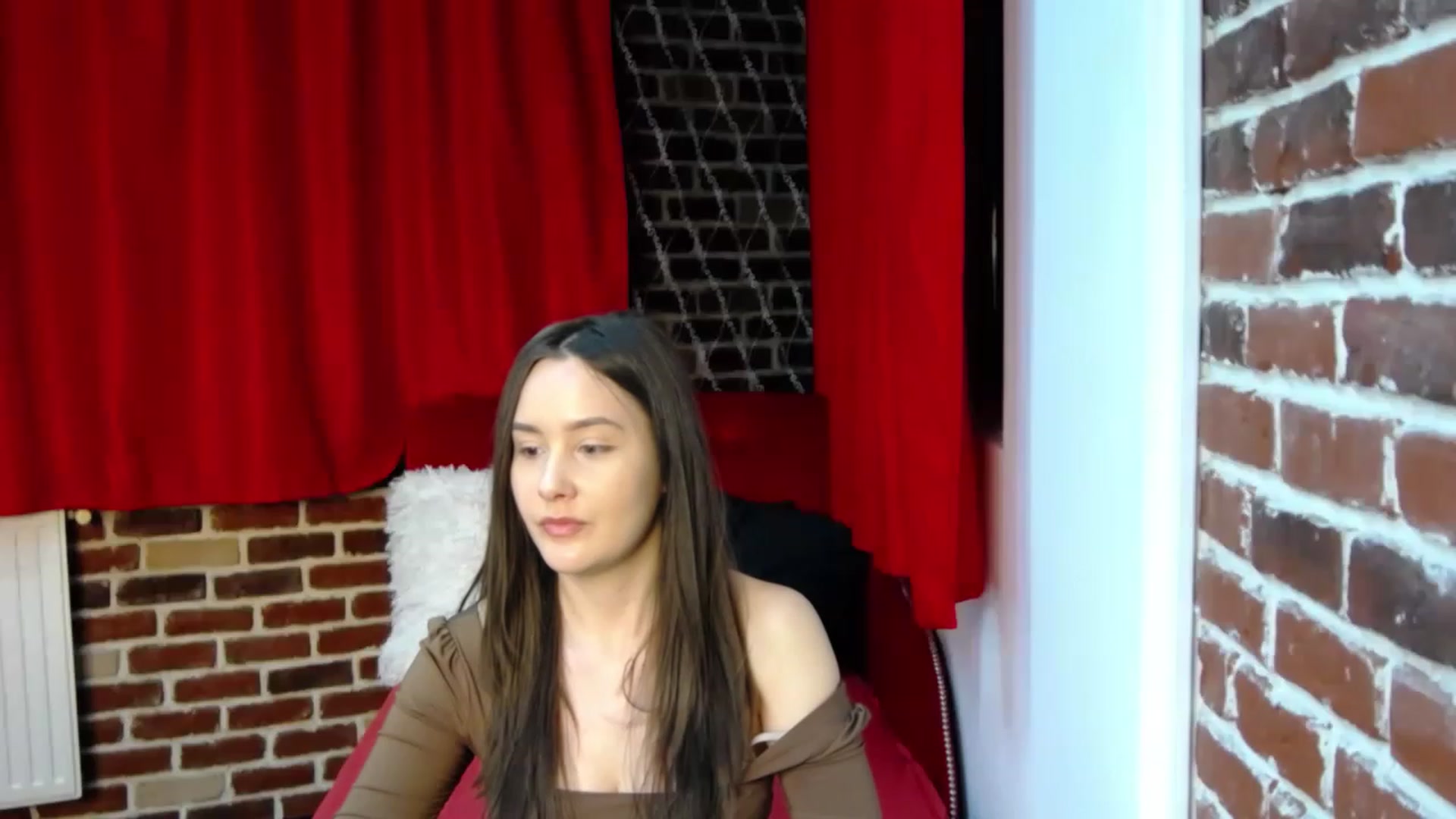 Gallery image thumbnail from Radiance's myfreecams stream on, 02/10/2023, 19:06 image 20 of 20