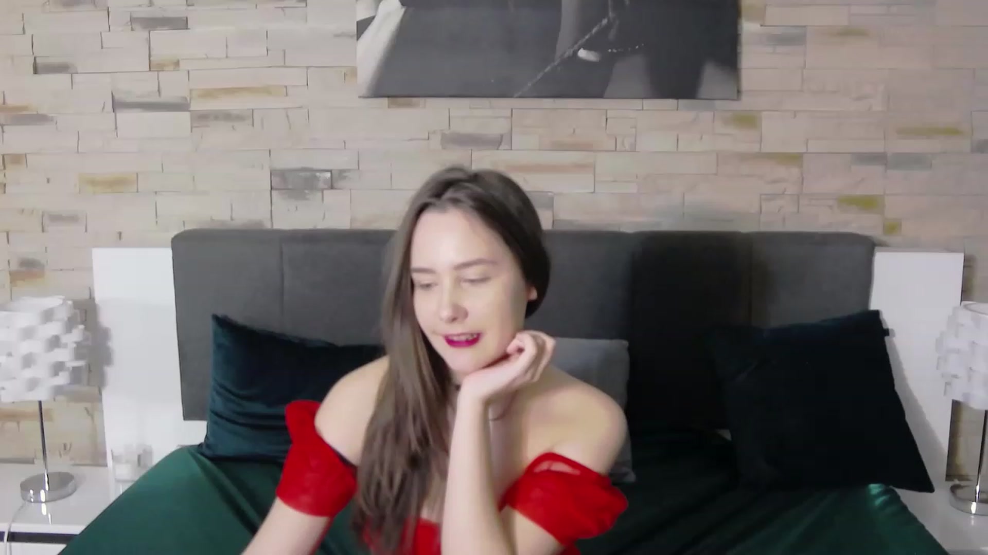 Gallery image thumbnail from Radiance's myfreecams stream on, 02/14/2023, 21:31 image 12 of 20