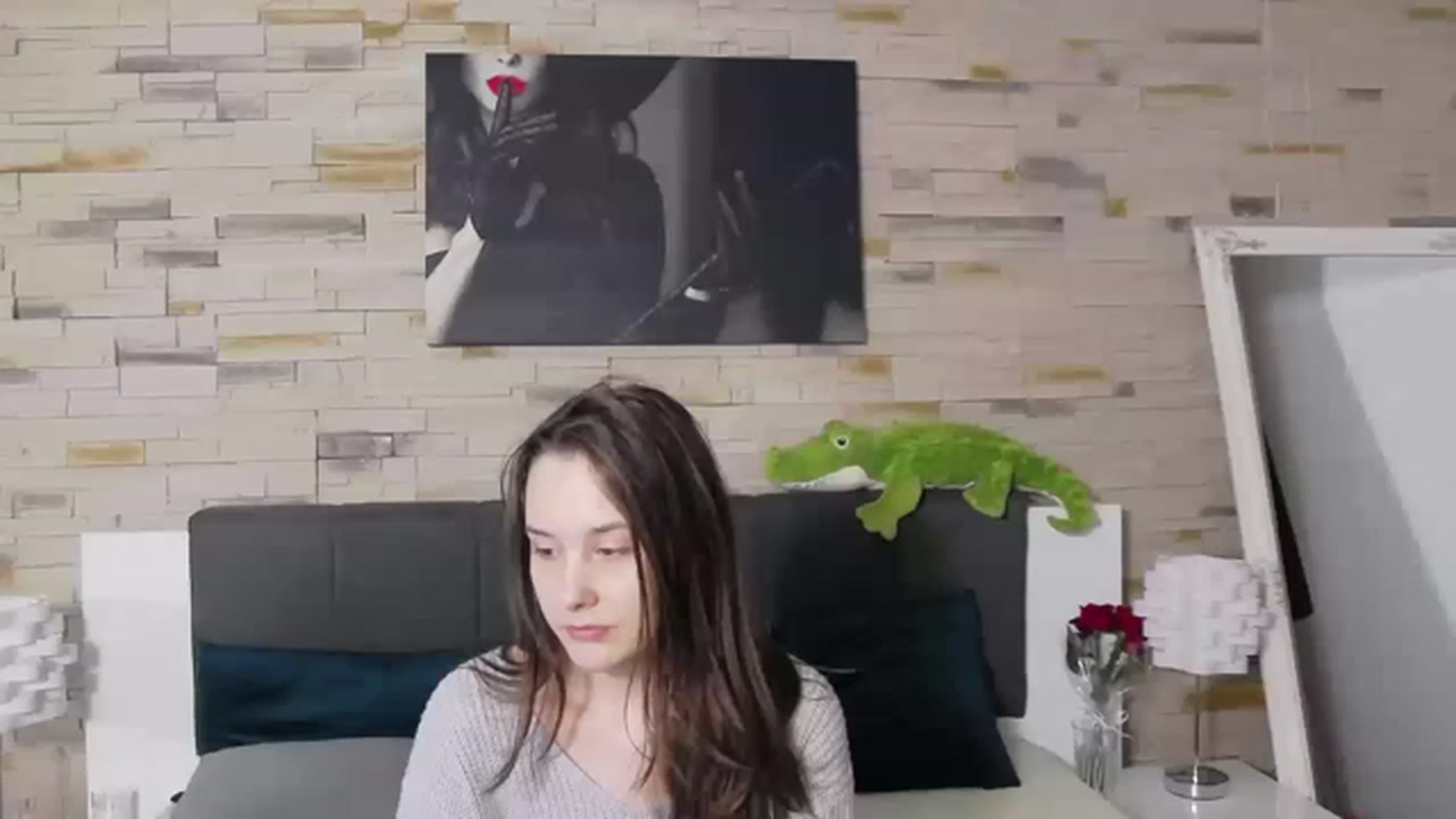 Gallery image thumbnail from Radiance's myfreecams stream on, 02/18/2023, 18:17 image 9 of 20