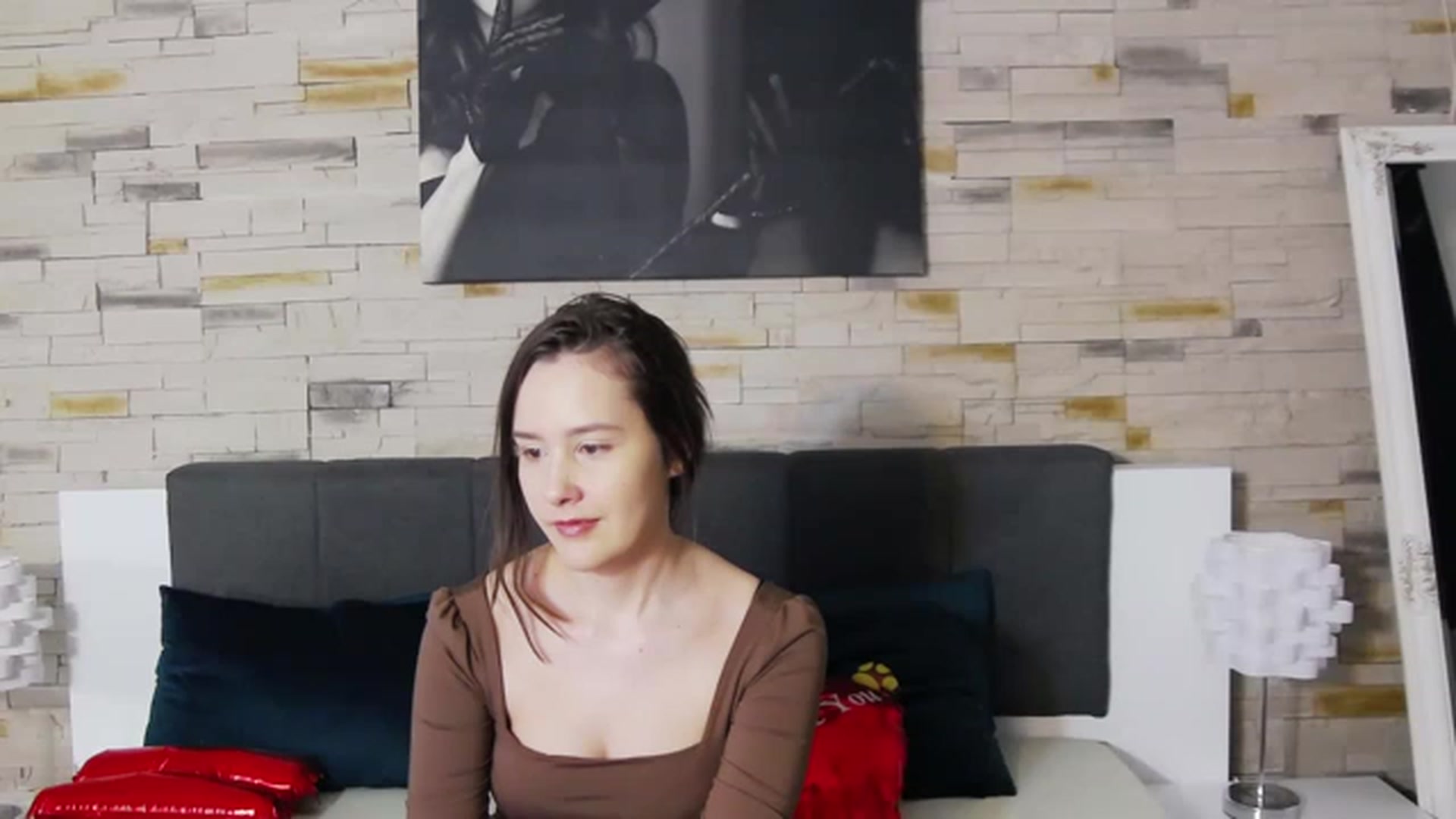 Gallery image thumbnail from Radiance's myfreecams stream on, 02/19/2023, 17:43 image 6 of 20