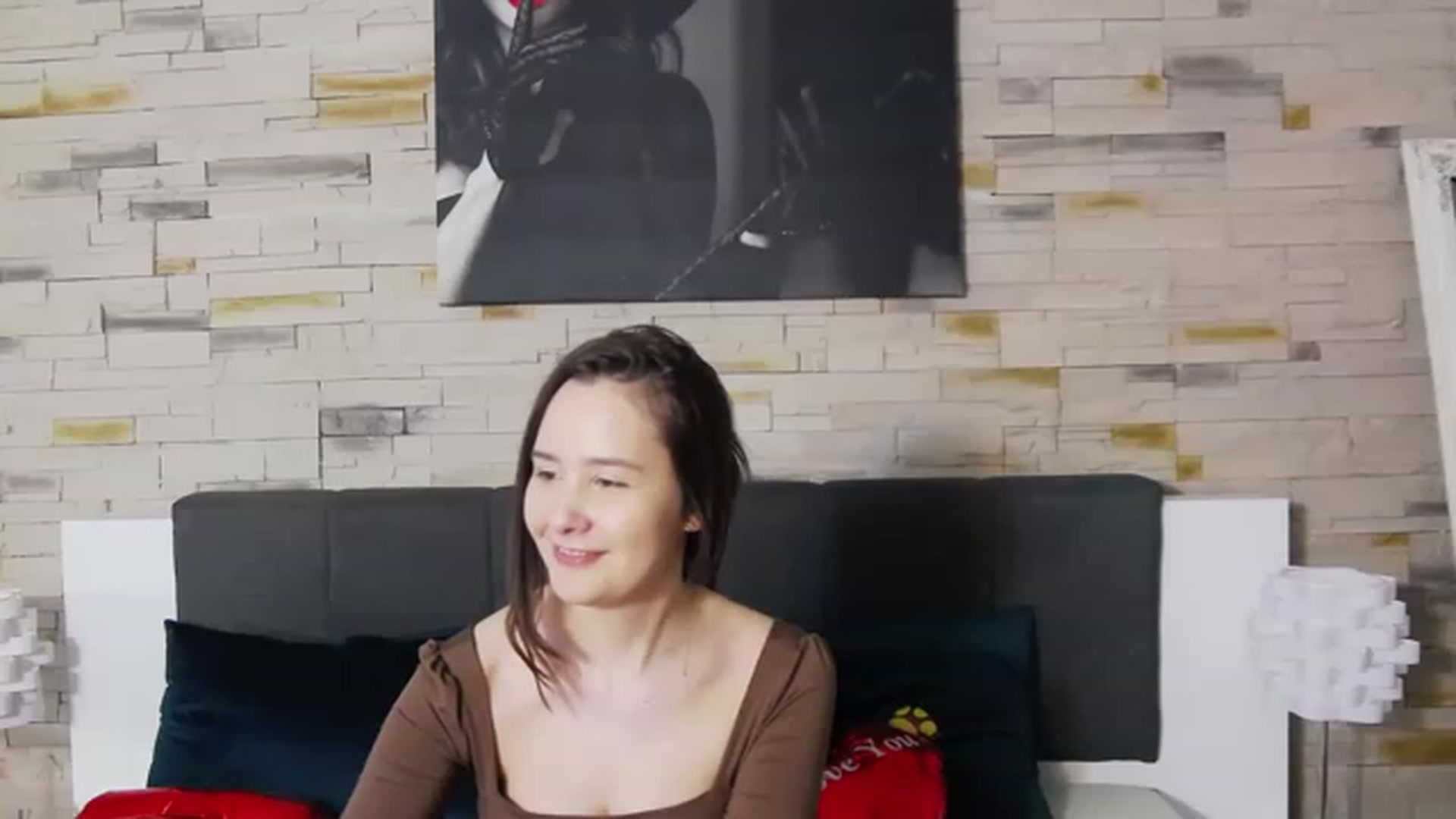 Gallery image thumbnail from Radiance's myfreecams stream on, 02/19/2023, 17:43 image 19 of 20
