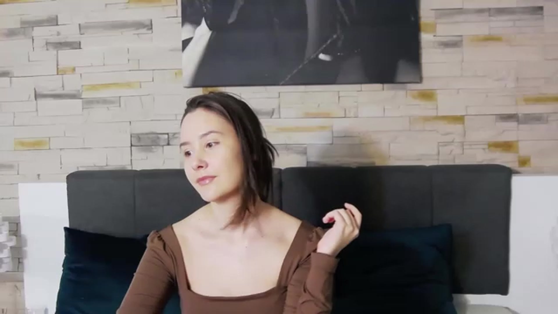 Gallery image thumbnail from Radiance's myfreecams stream on, 02/19/2023, 19:57 image 16 of 20