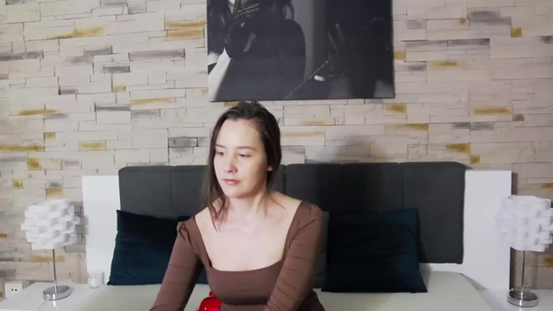 Gallery image thumbnail from Radiance's myfreecams stream on, 02/19/2023, 20:34 image 14 of 20