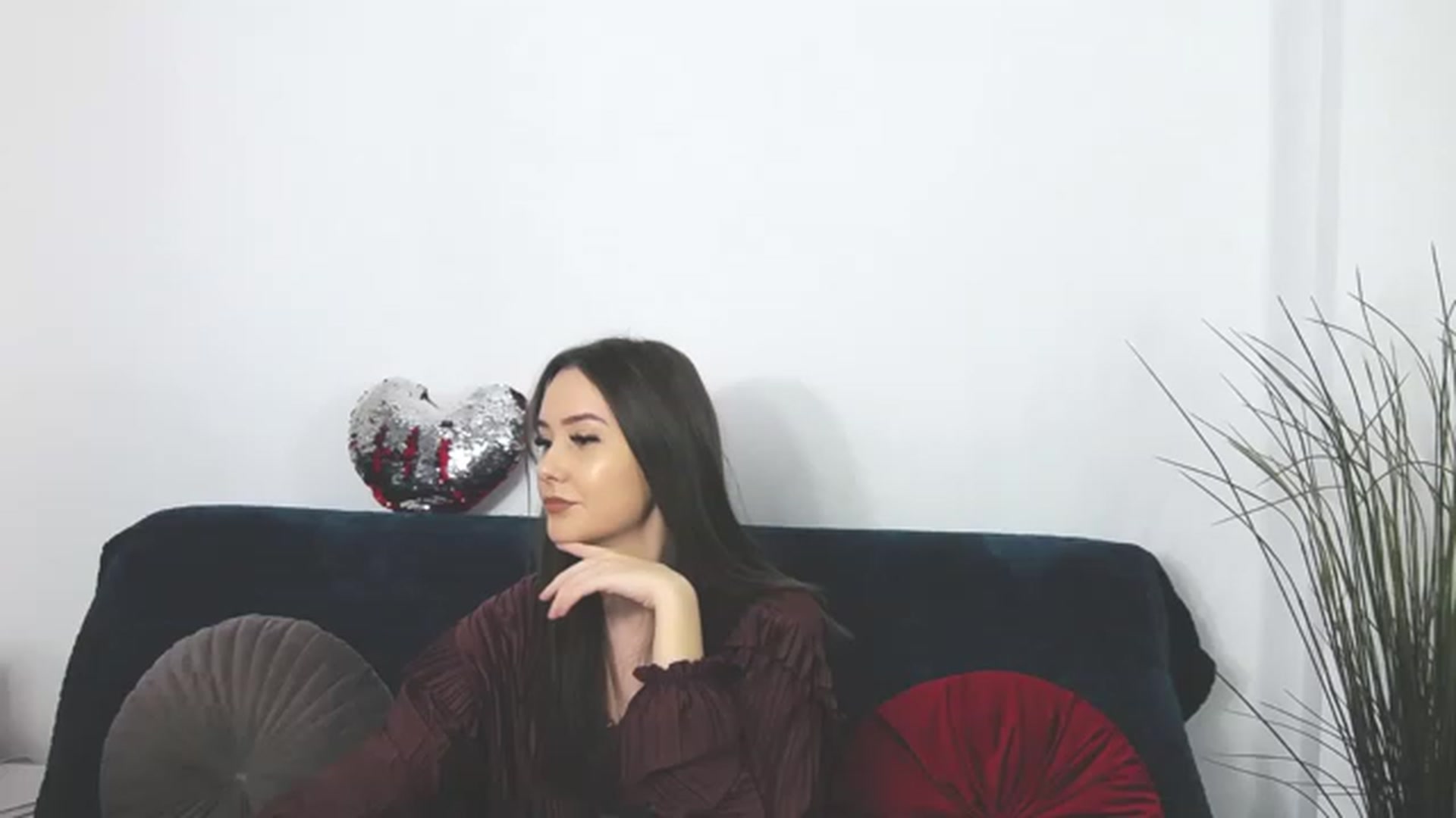 Gallery image thumbnail from Radiance's myfreecams stream on, 02/23/2023, 16:53 image 7 of 20