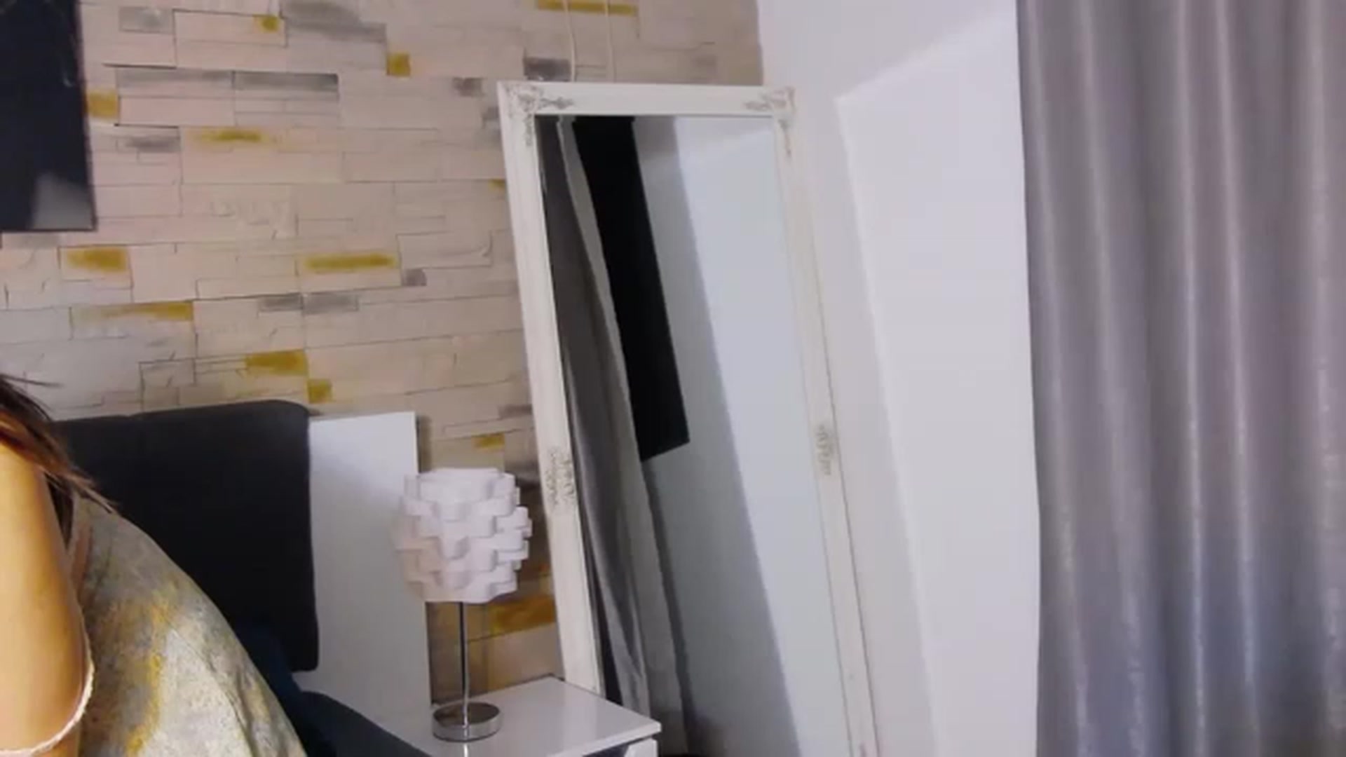 Gallery image thumbnail from Radiance's myfreecams stream on, 03/01/2023, 19:41 image 17 of 20