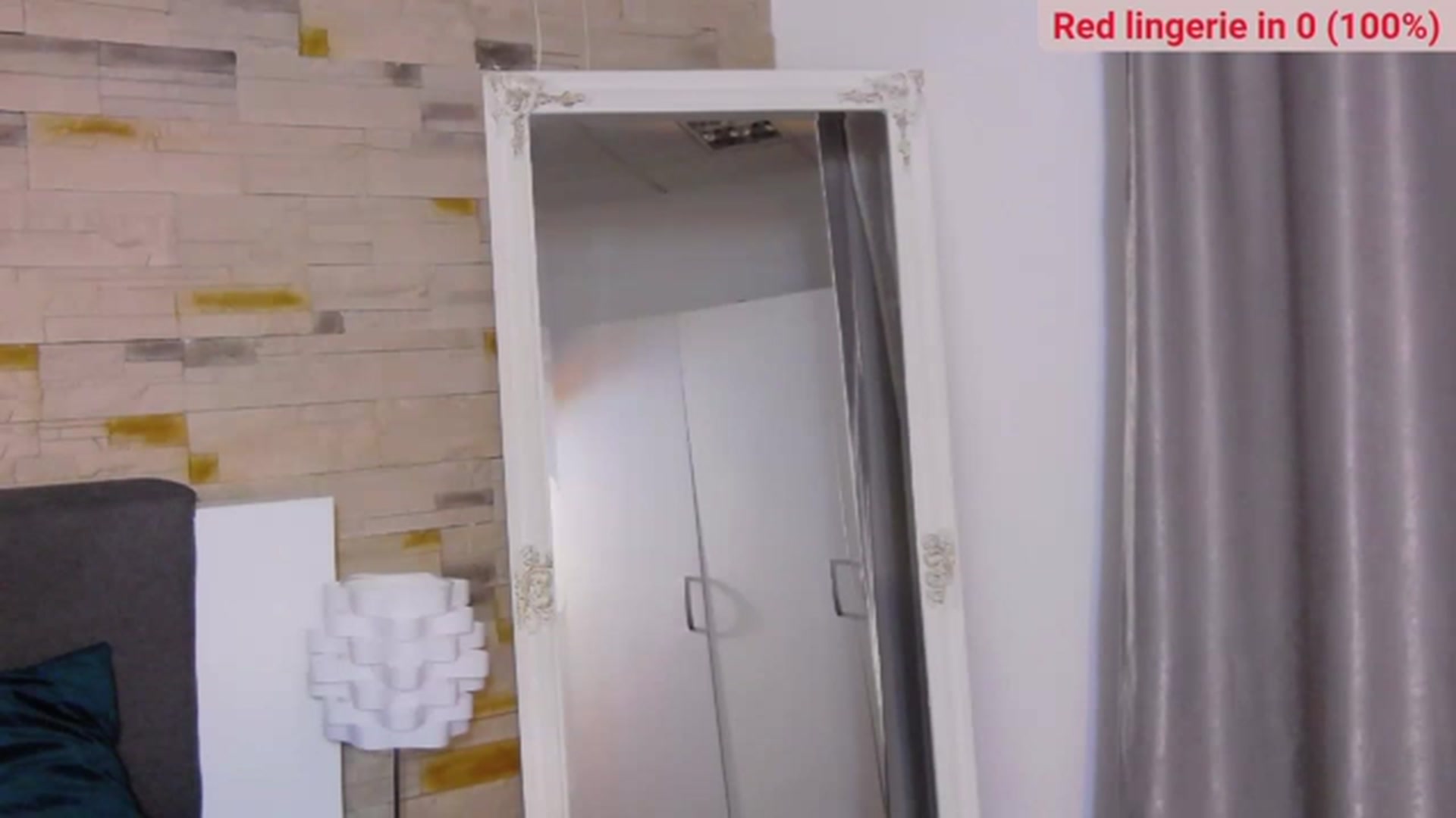 Gallery image thumbnail from Radiance's myfreecams stream on, 03/02/2023, 18:15 image 17 of 20