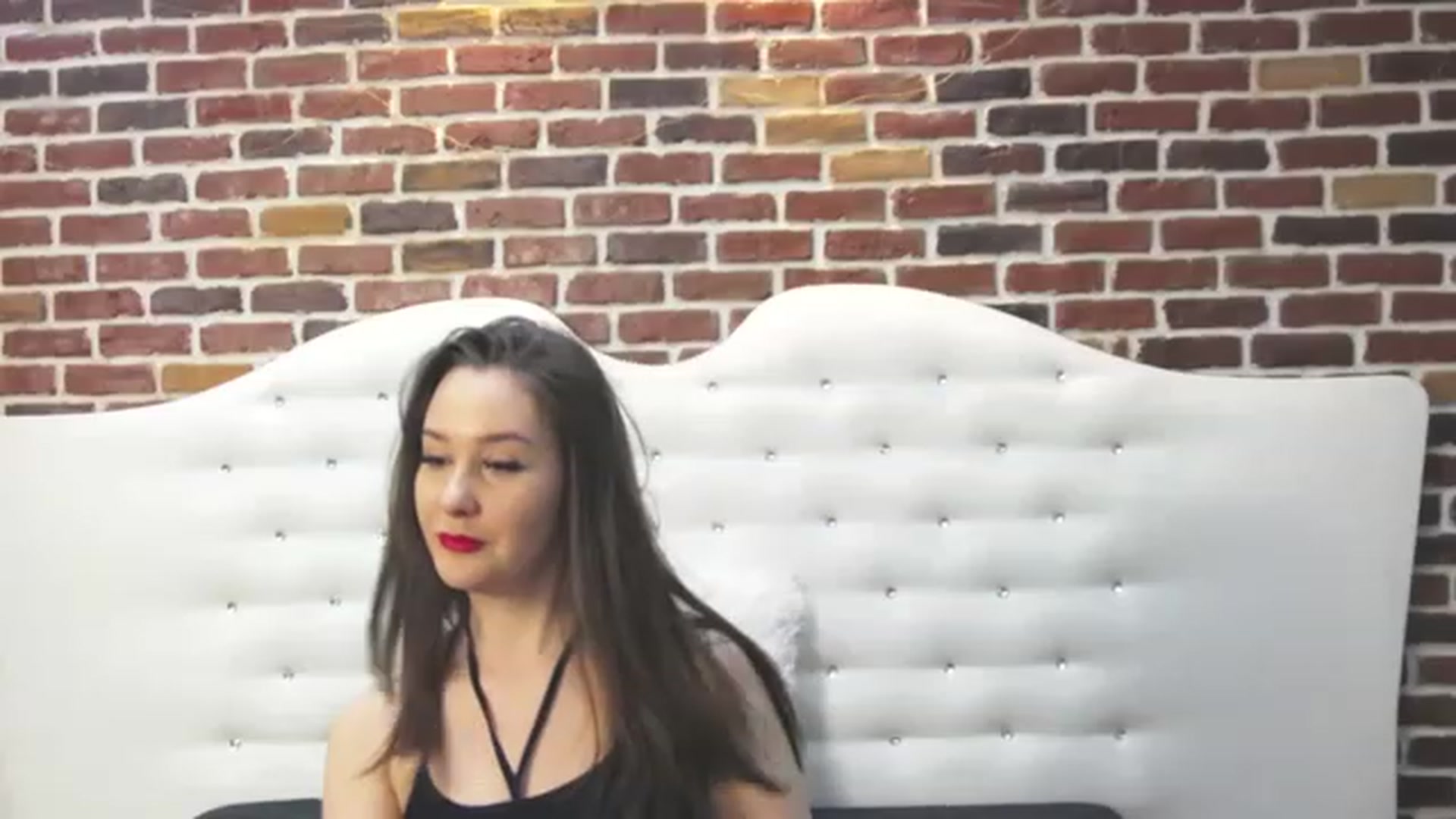 Gallery image thumbnail from Radiance's myfreecams stream on, 03/07/2023, 16:10 image 15 of 20