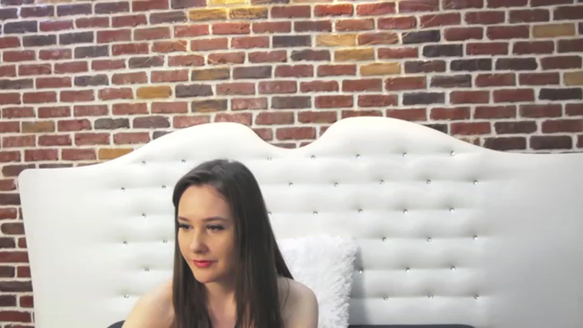 Gallery image thumbnail from Radiance's myfreecams stream on, 03/07/2023, 19:59 image 20 of 20