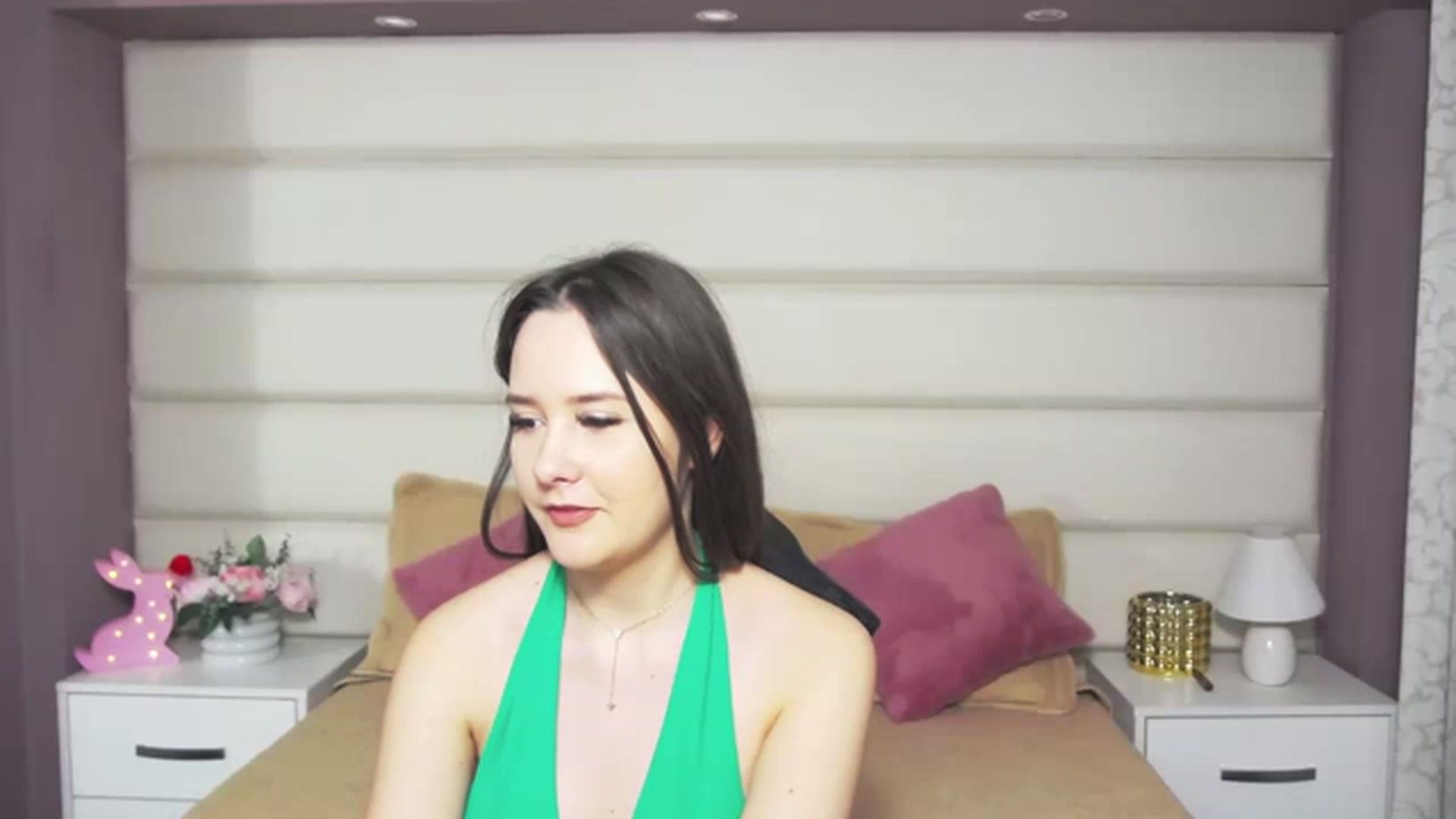 Gallery image thumbnail from Radiance's myfreecams stream on, 03/09/2023, 18:40 image 14 of 20