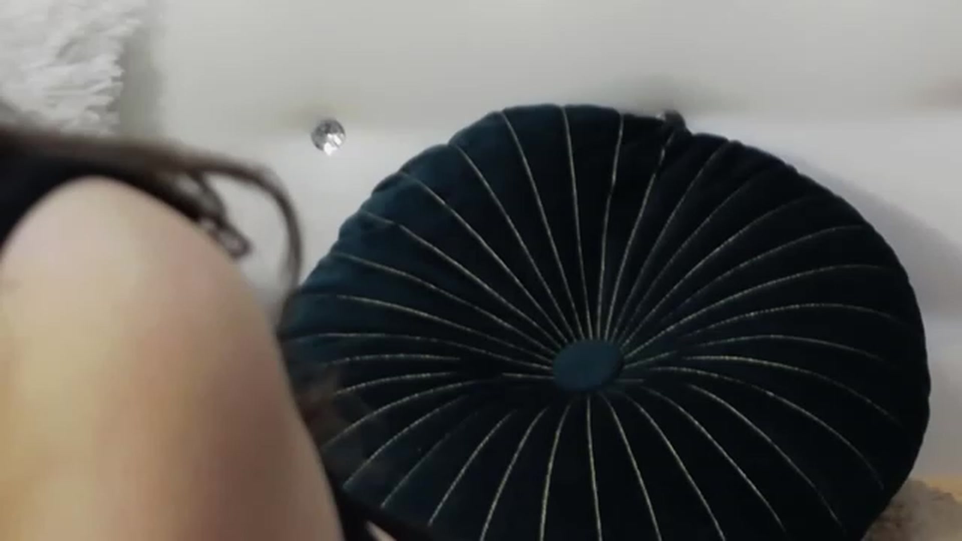 Gallery image thumbnail from Radiance's myfreecams stream on, 03/14/2023, 16:34 image 4 of 20