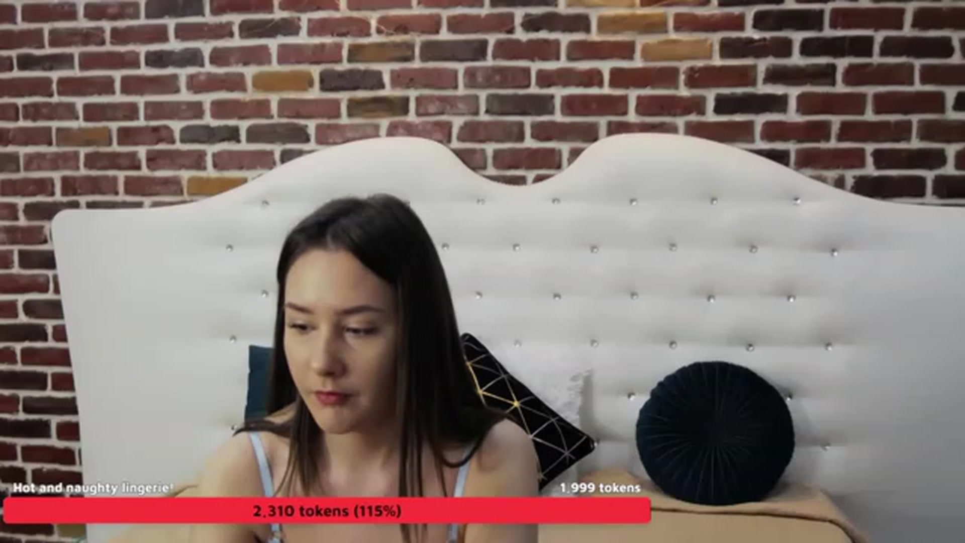 Gallery image thumbnail from Radiance's myfreecams stream on, 03/15/2023, 14:52 image 9 of 20